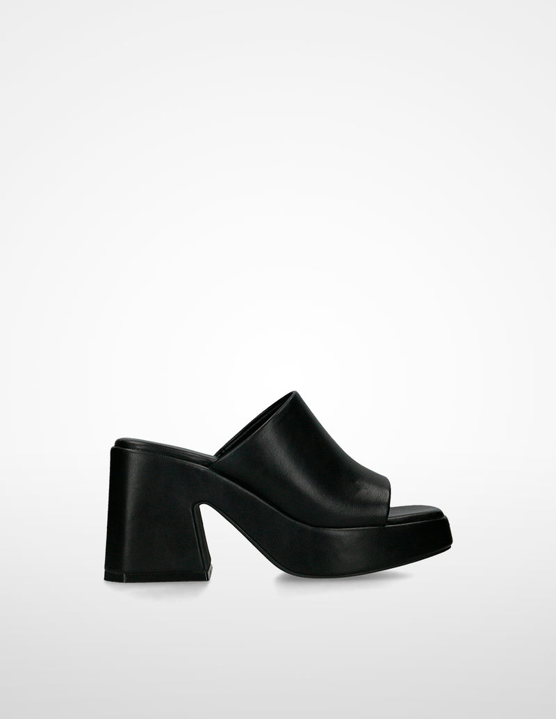 Ulanka Prune - Platform heeled sandals