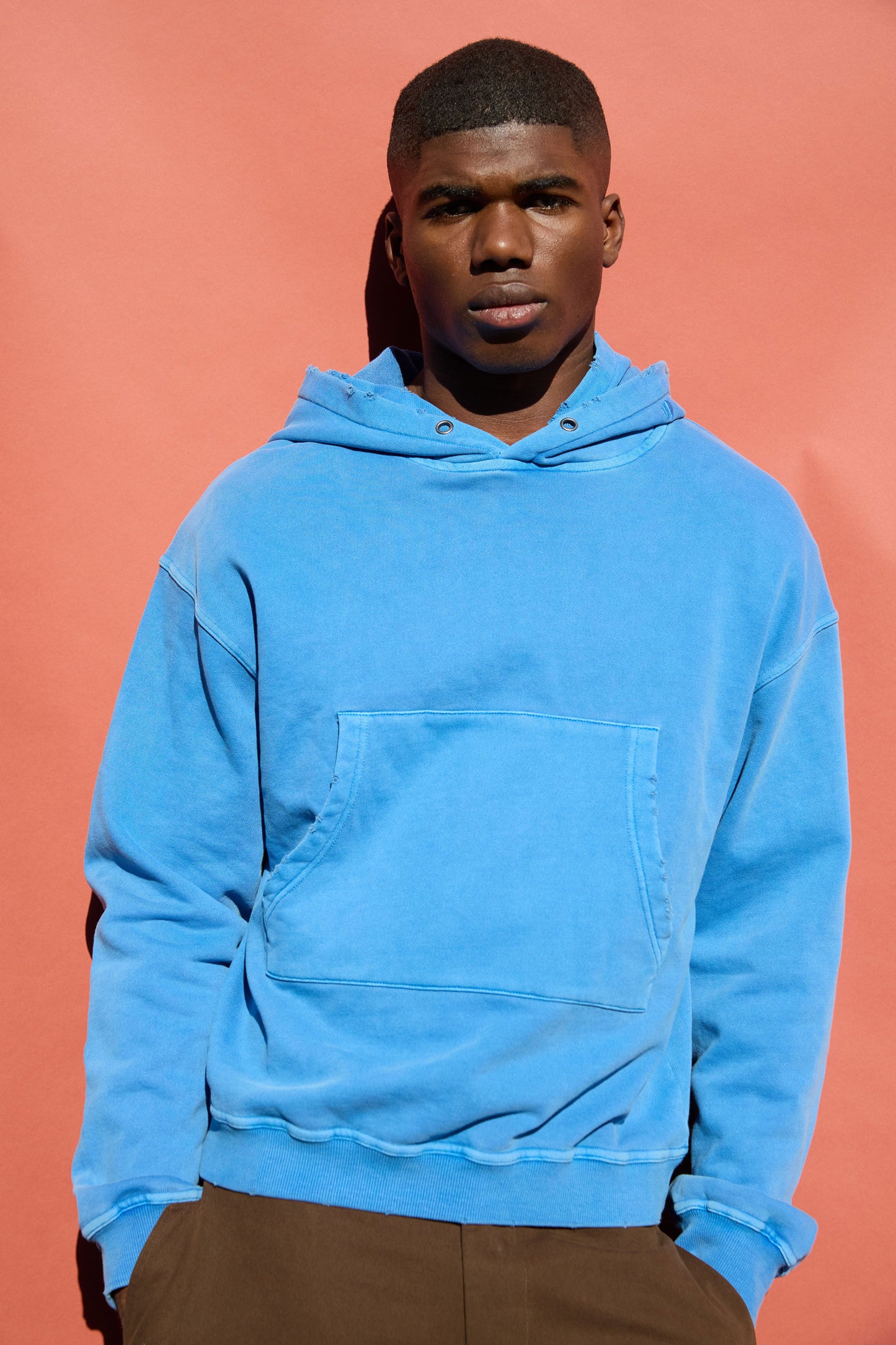 Sudadera con doble capucha y detalle de roturas - 222
