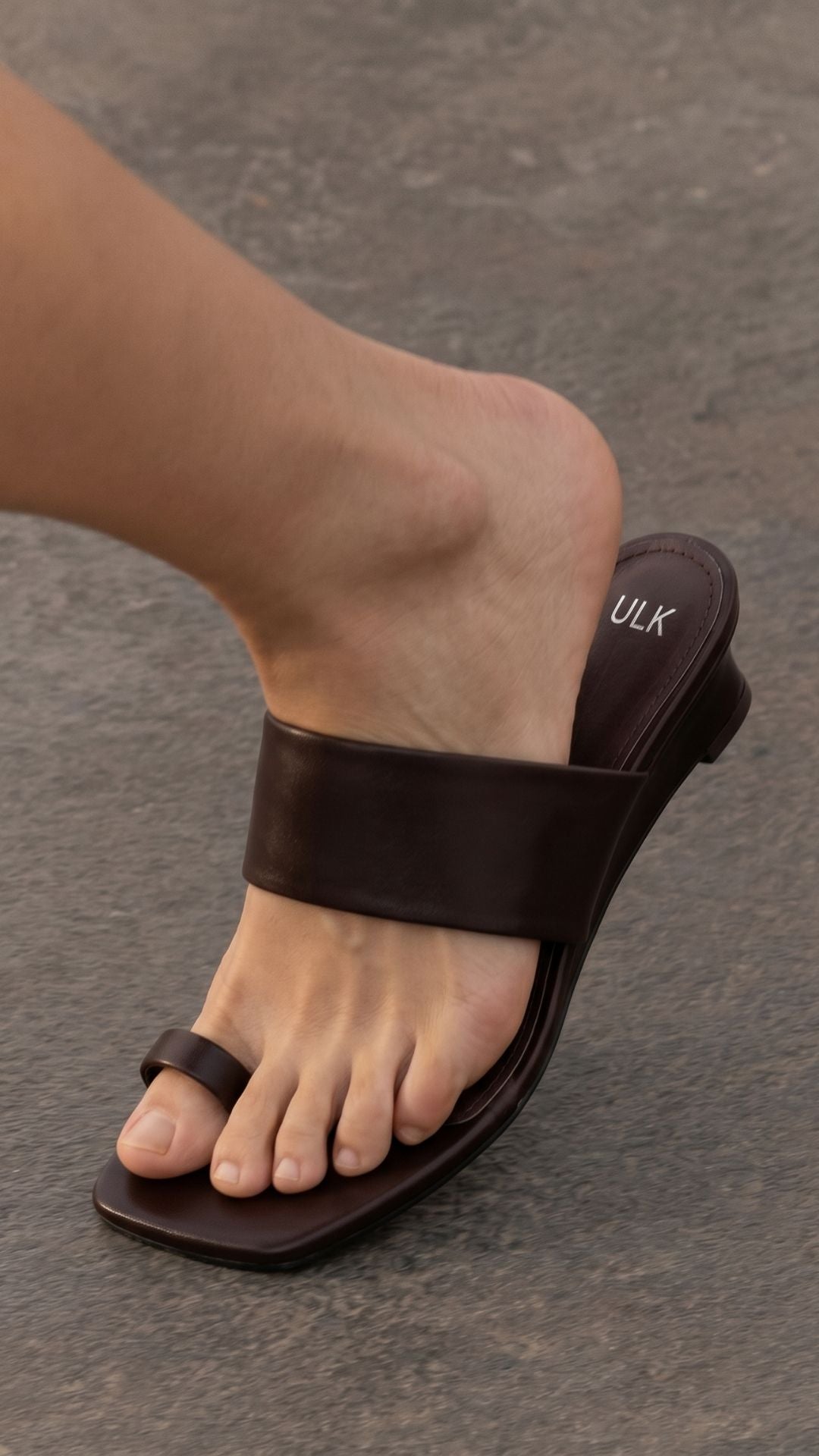 Chocolate low wedge toe post sandal - Tella