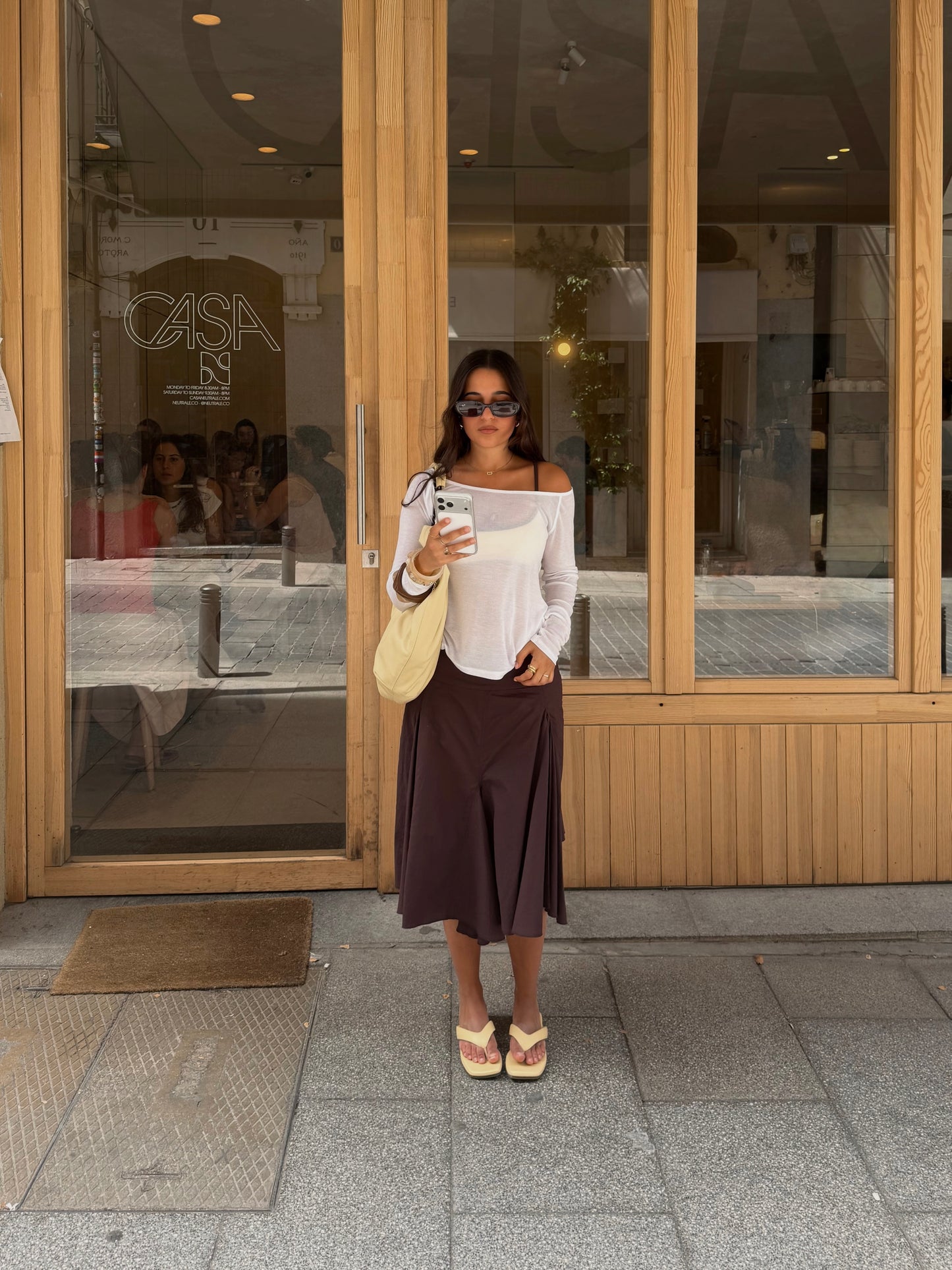 Falda midi con pliegues de vuelo - Carrie