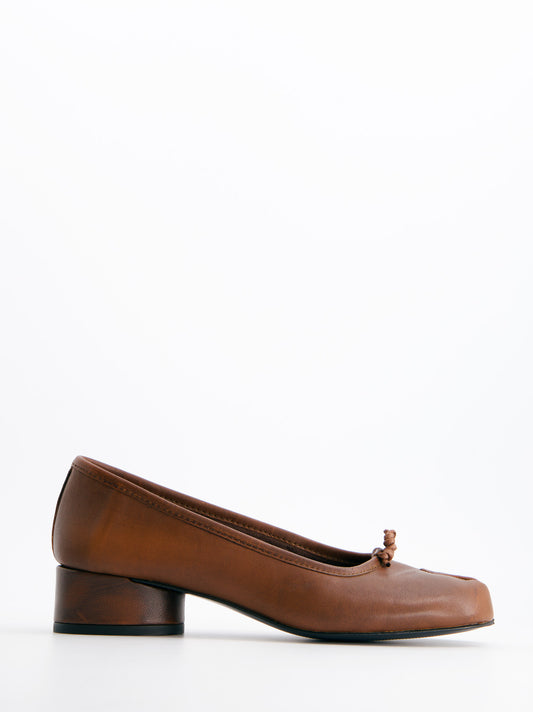 Low-heeled tabi ballerinas - ULK Kala