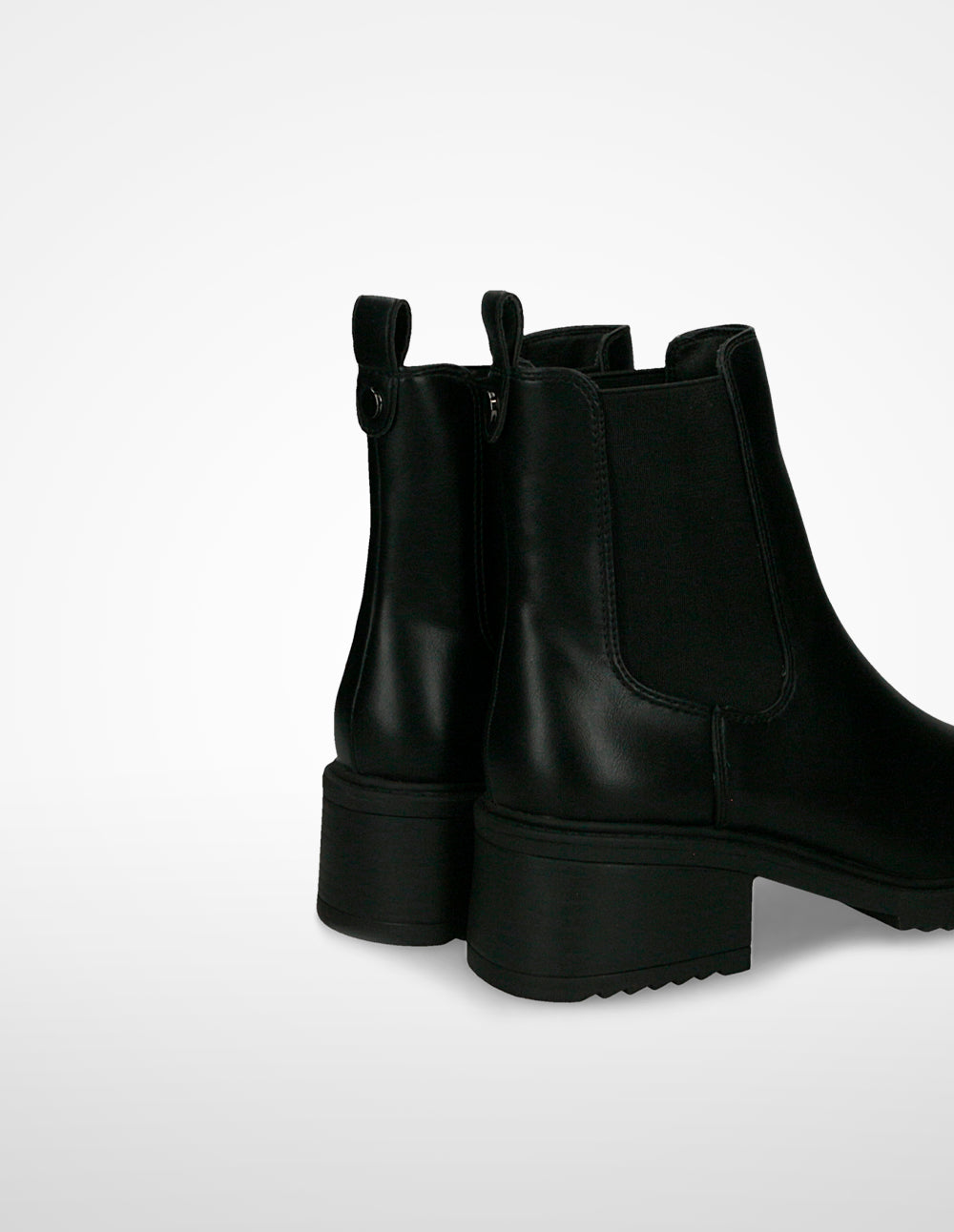 Essentials by Ulanka Garet - Ankle boots