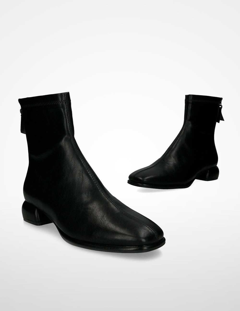 Essentials by Ulanka Emery - Ankle boots