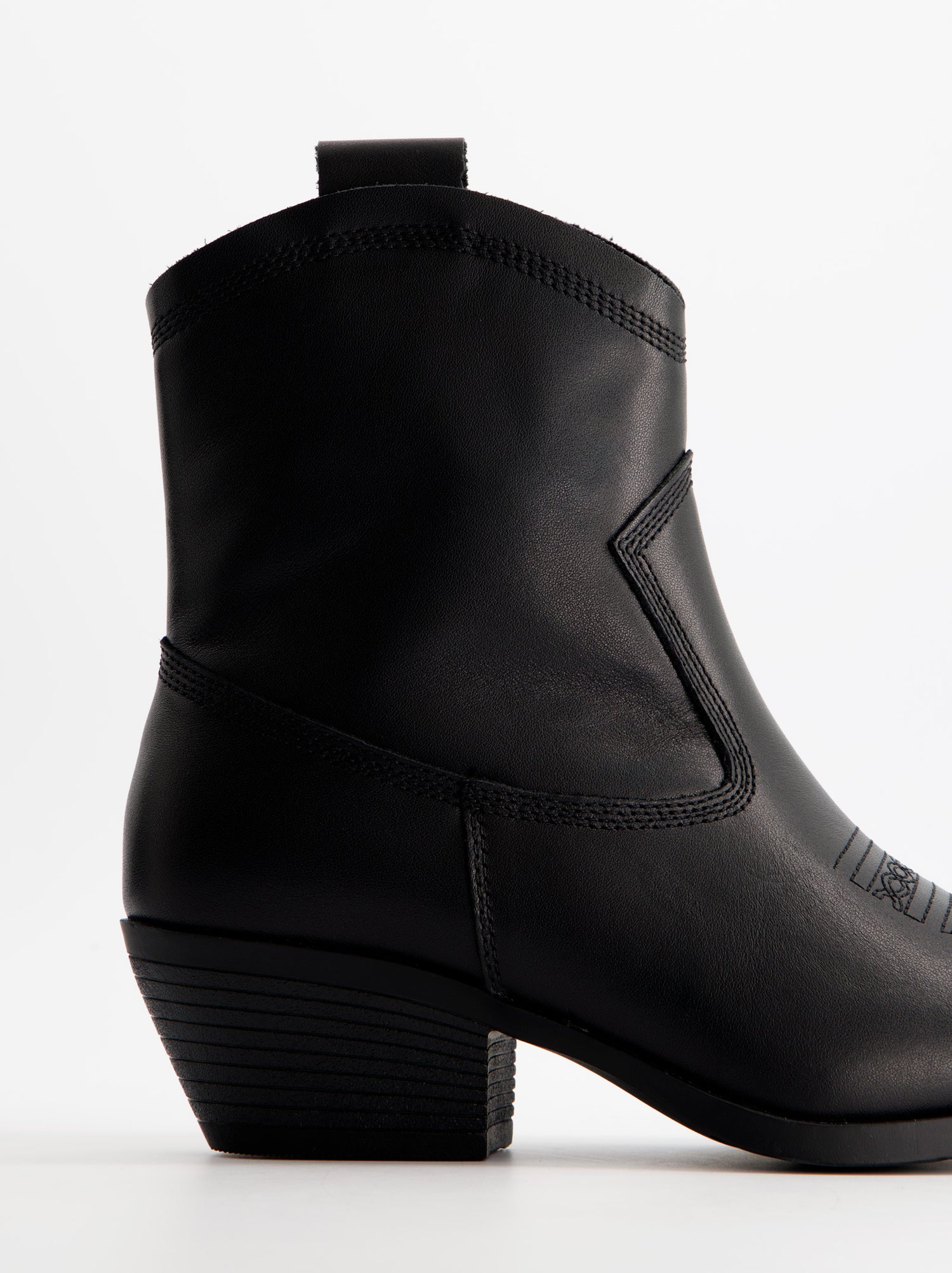 Botines cowboy de piel con tacón - Aroa