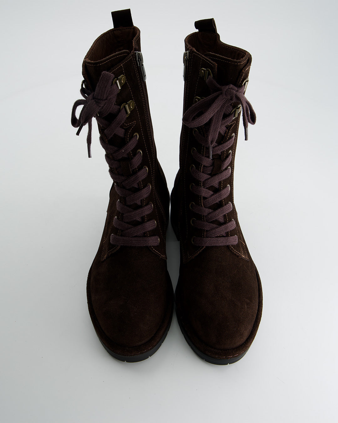 Botas militares de ante marrón con cordones