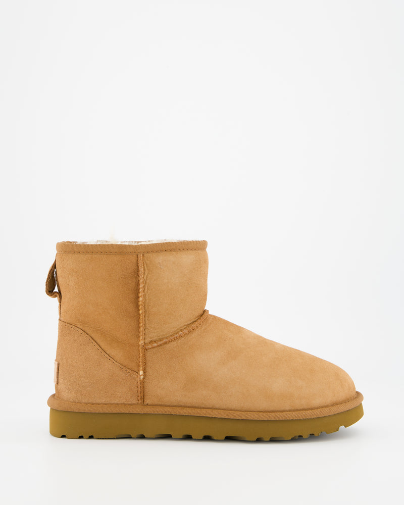 Ugg Classic Mini II - Flat Fur Ankle Boots