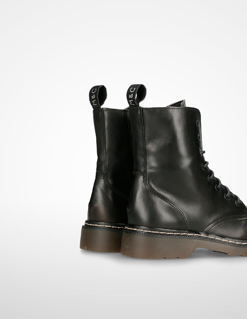 Musse and Cloud Efany - Botines militares