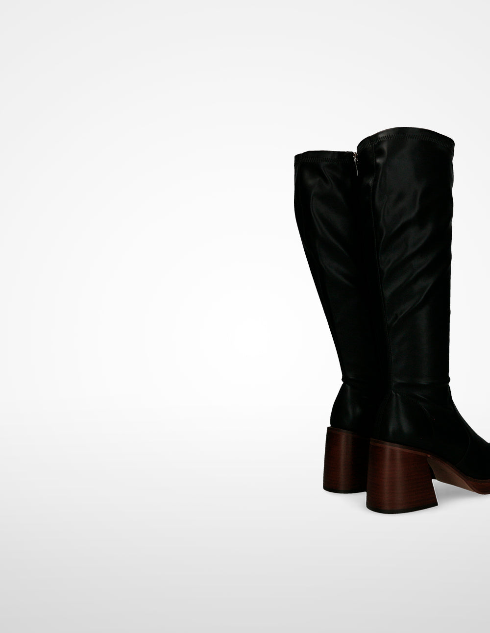 Essentials by Ulanka Aprilhi – Heeled Boot