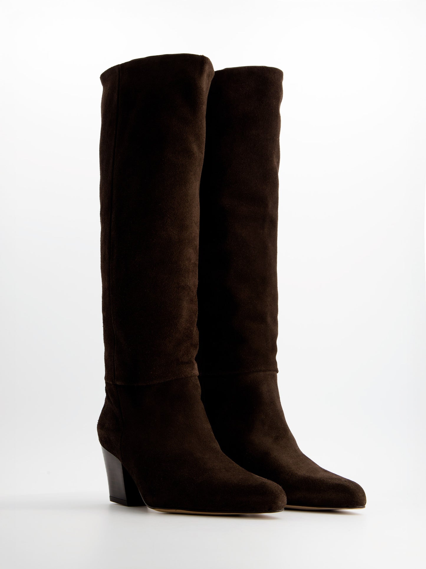 Botas altas de ante con tacón