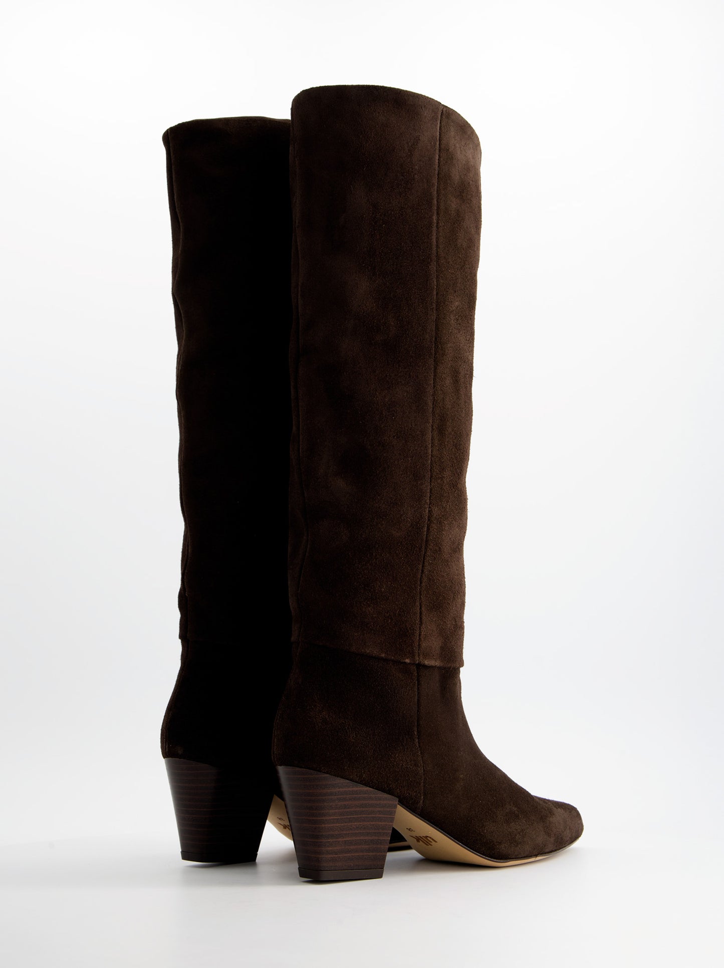 Botas altas de ante con tacón