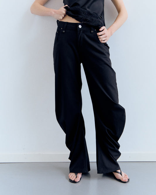 Pantalón pernera curva negro - Jones