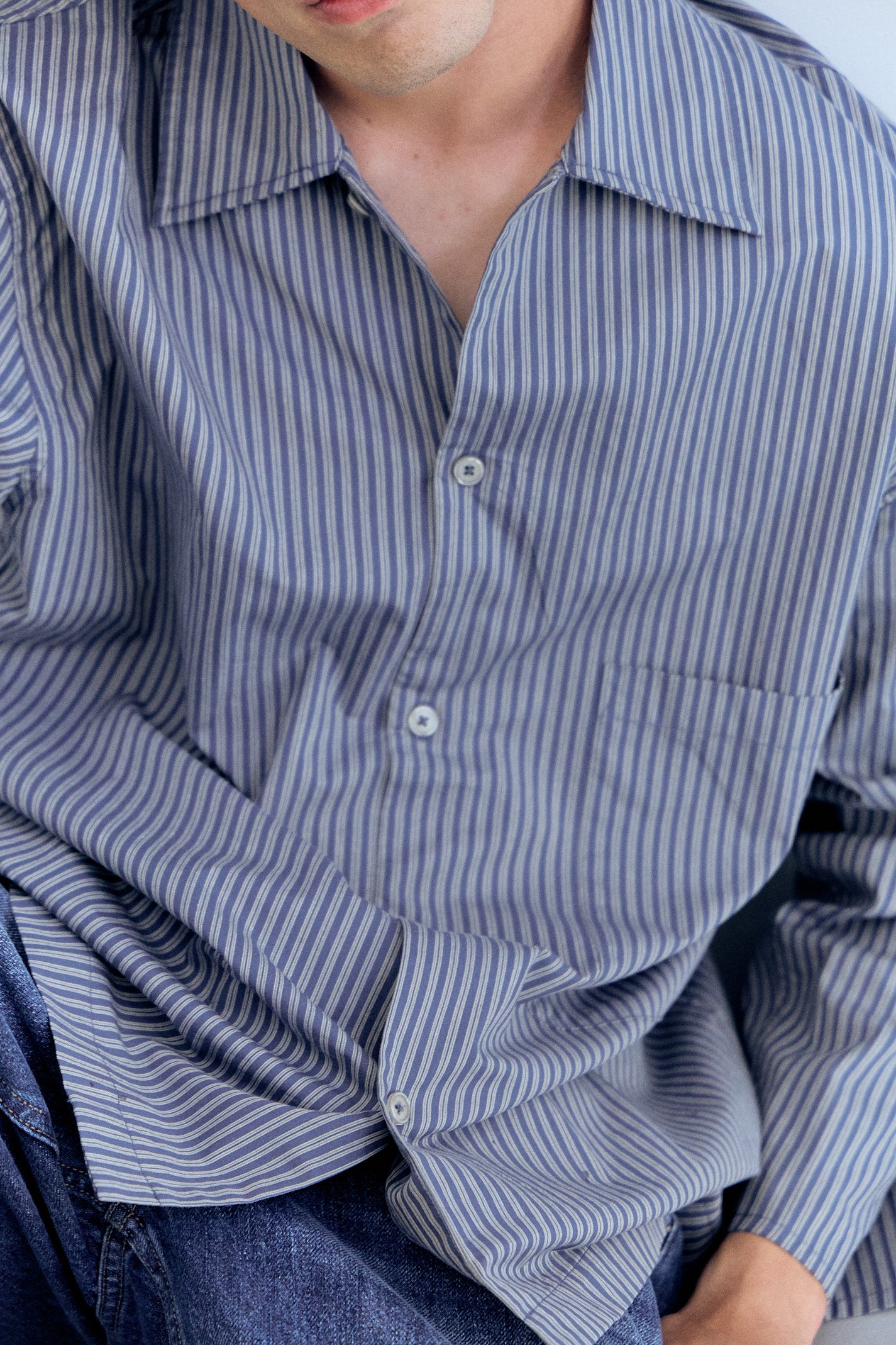 Camisa de rayas con bolsillo Axis