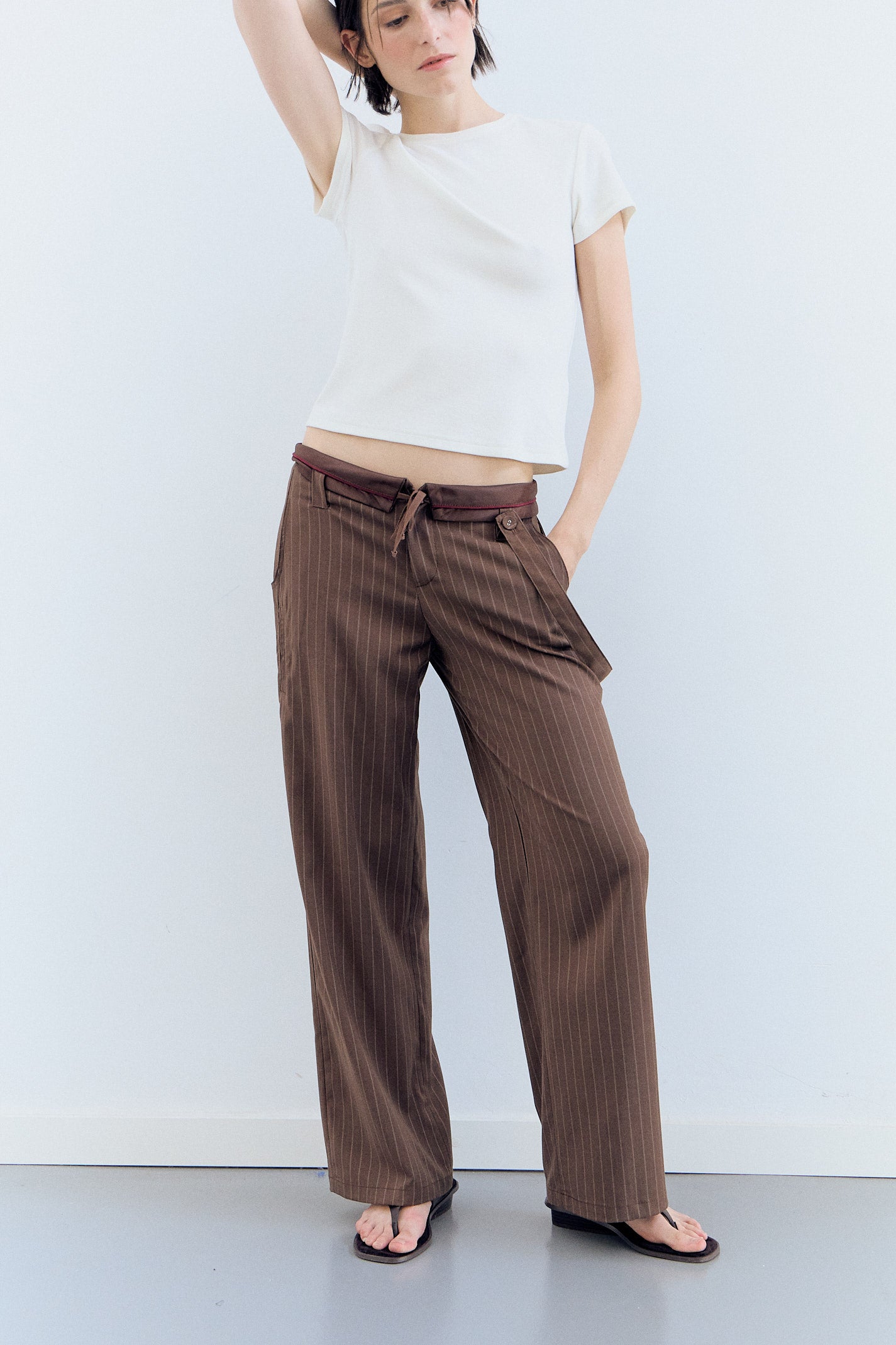 Pantalones raya diplomática oversize - Yara