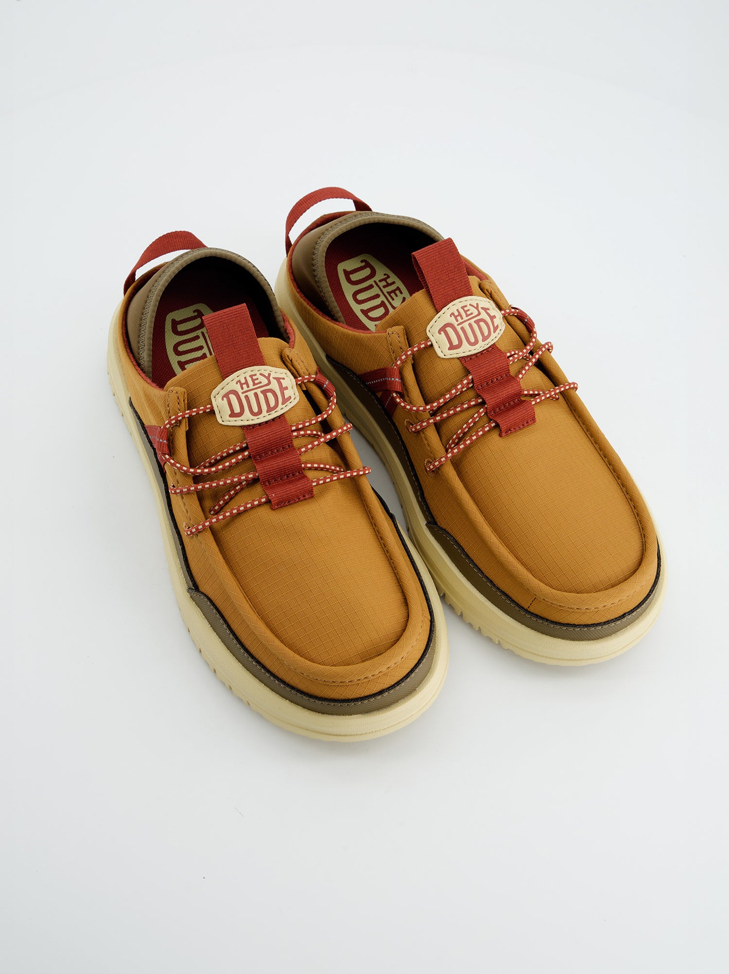 Mocasines Estilo Náutico Hey Dude Mostaza