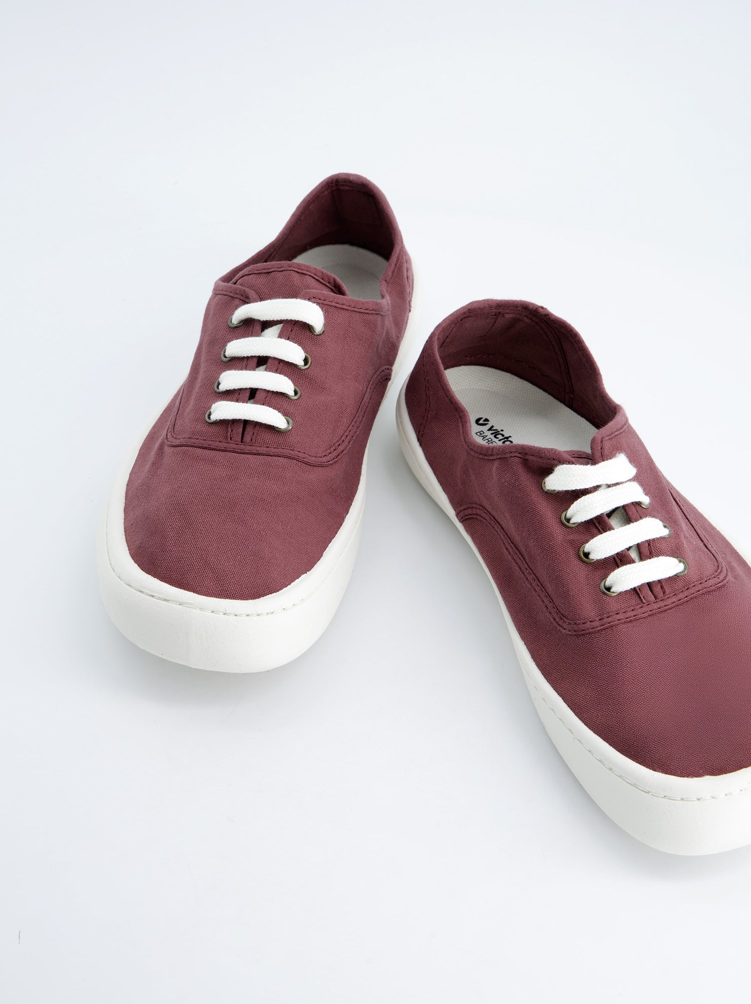 Victoria Barefoot Garnet Sneaker