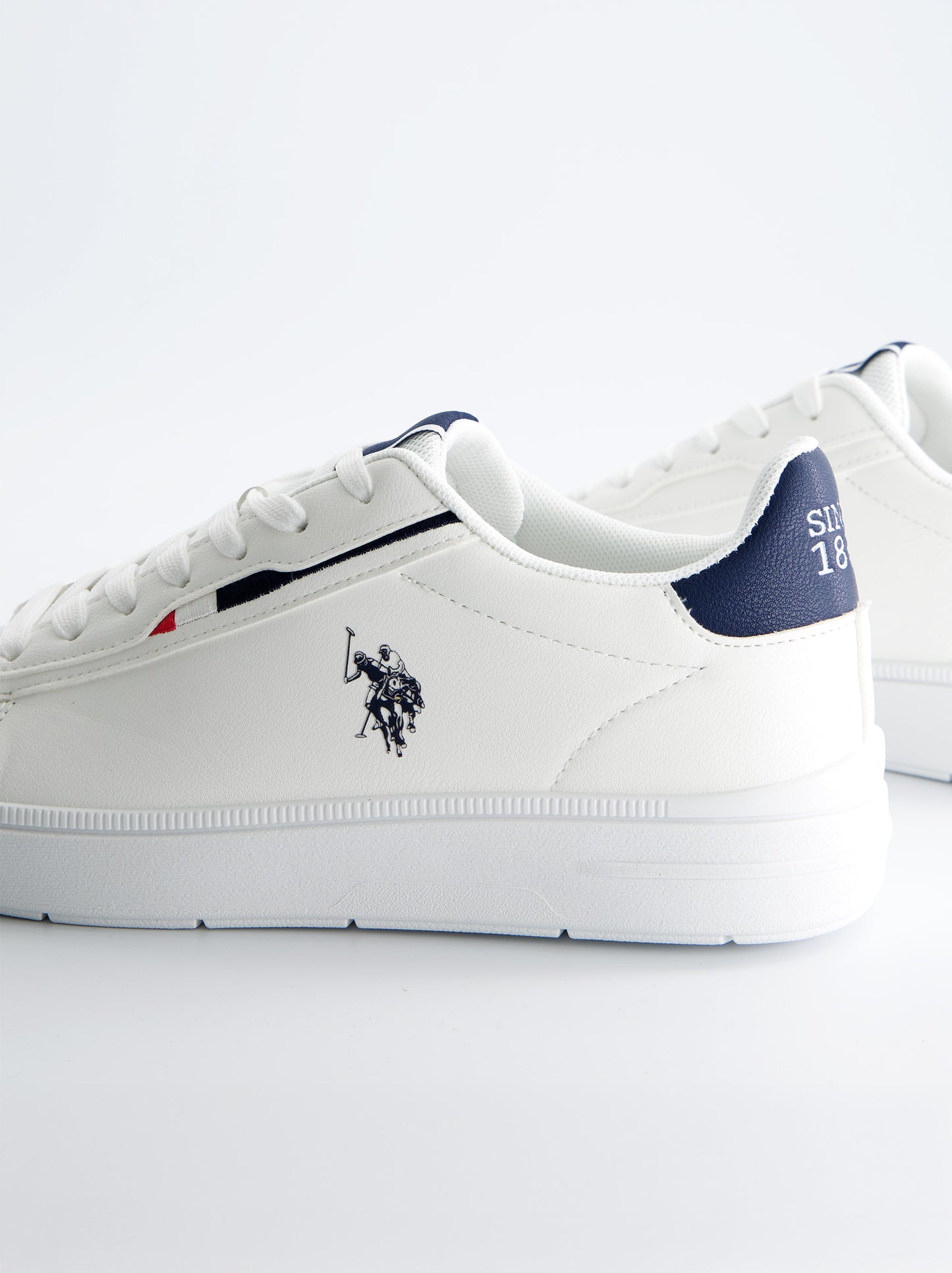 Zapatillas  Polo Blancas Logo Lateral