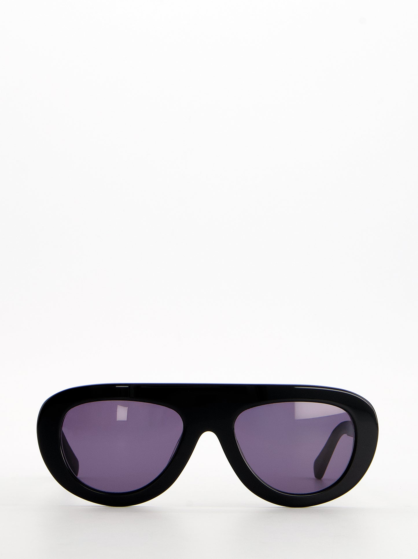 Gafas de sol negras envolventes con lente violeta - Brera