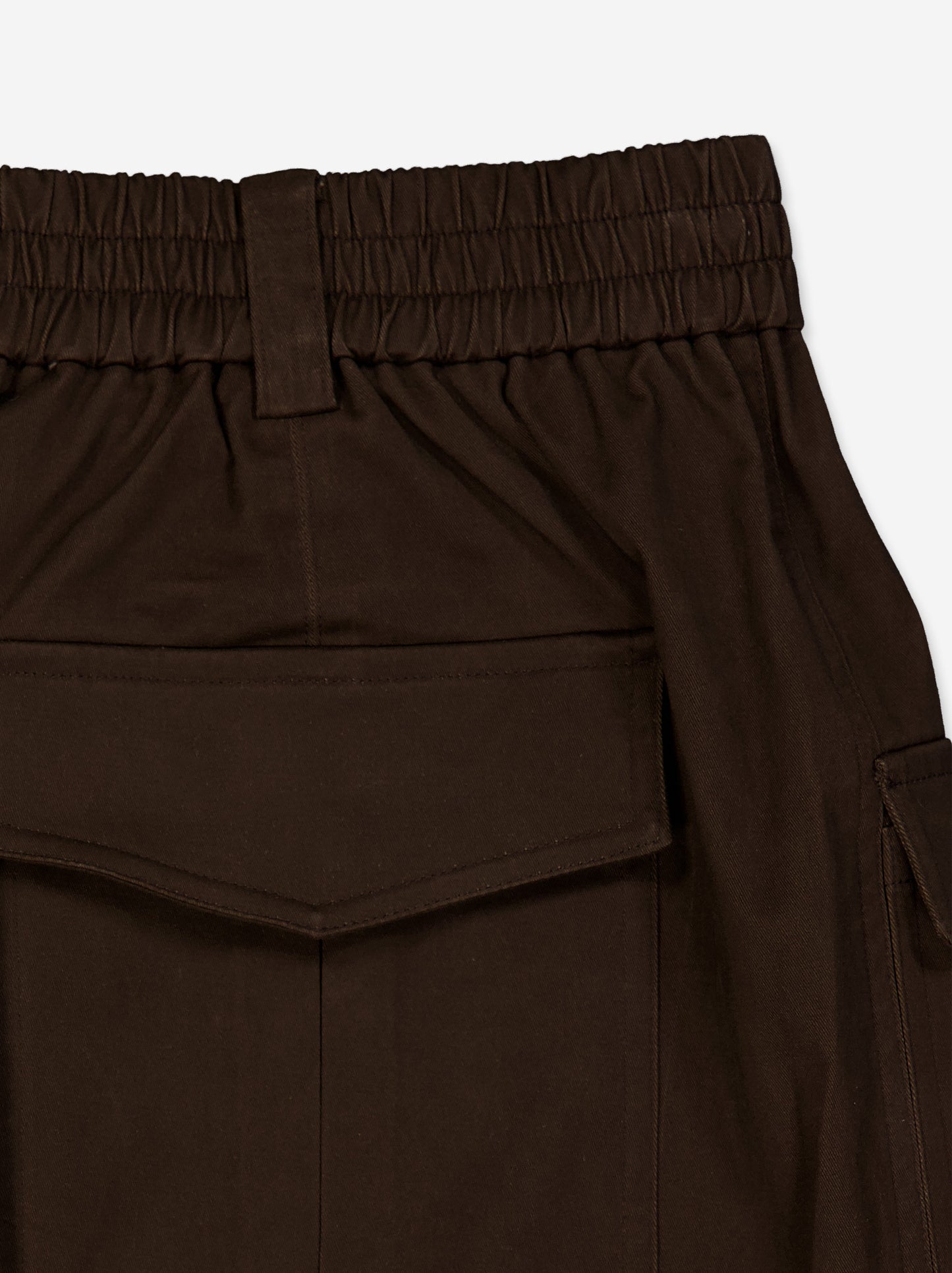 Pantalón cargo marrón con bajo ajustable y bolsillos Breeze