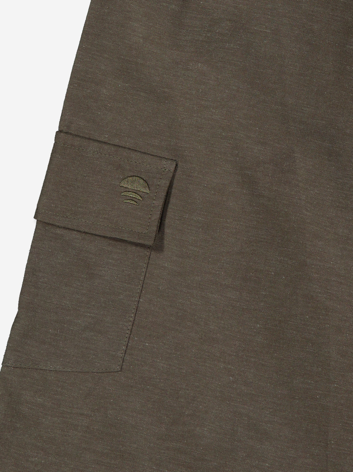 Elastic waist cargo shorts - Fifth