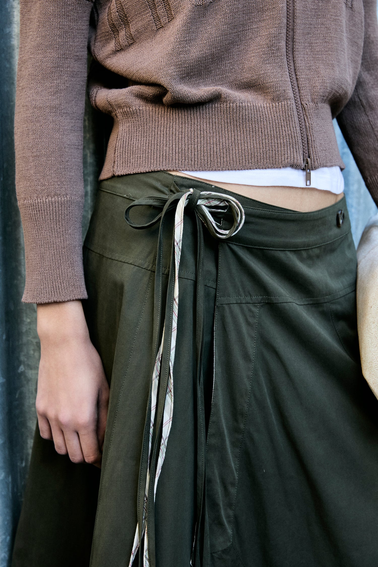 Falda midi reversible de corte asimétrico - Elan