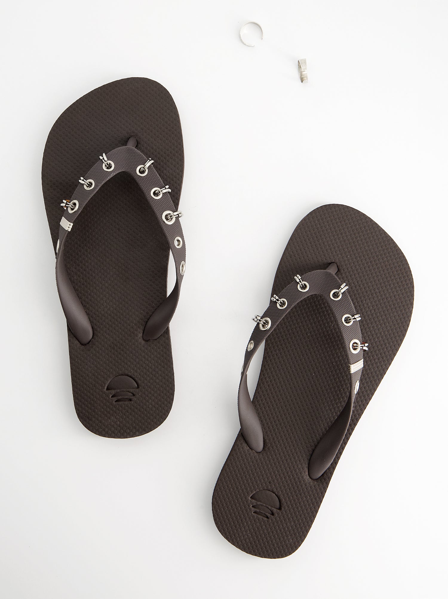 Chanclas de dedo con detalles metálicos - Bowie