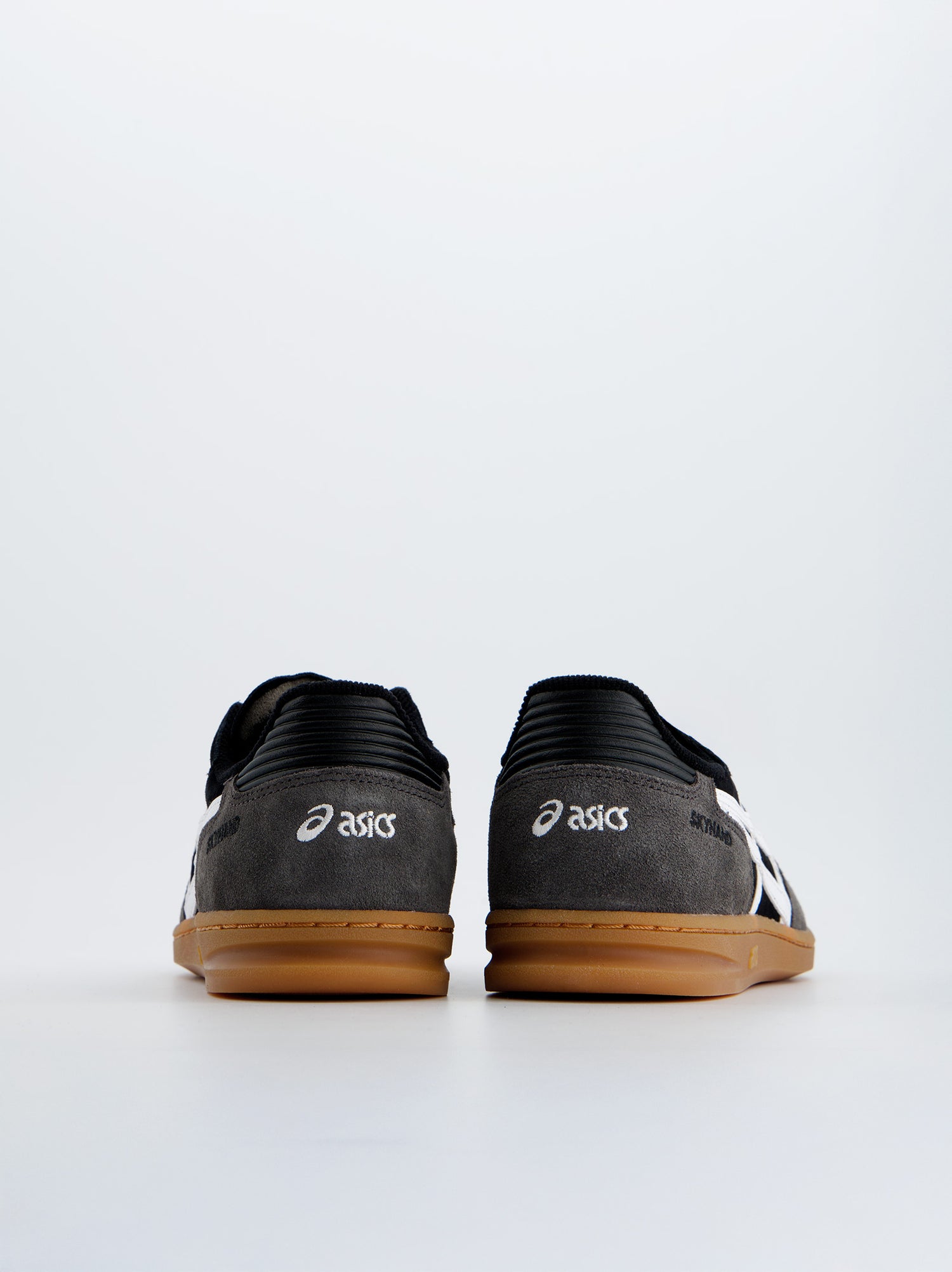 ASICS Skyhand Negro