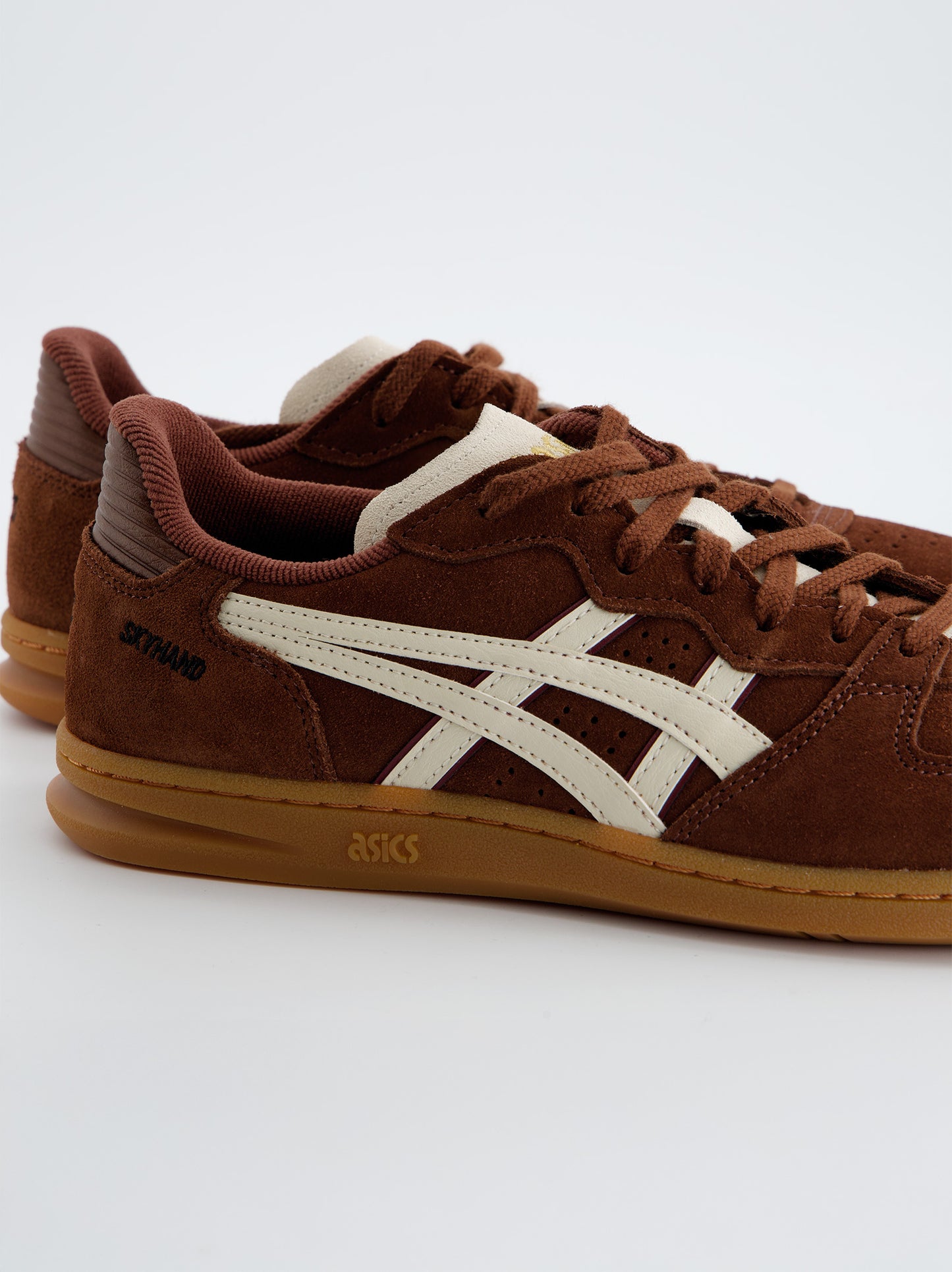ASICS Skyhand Marrón