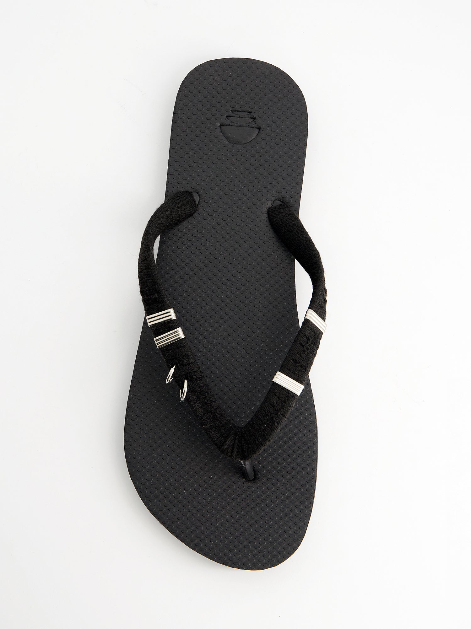 Chanclas revestidas en tejido y detalles metálicos - Jagger