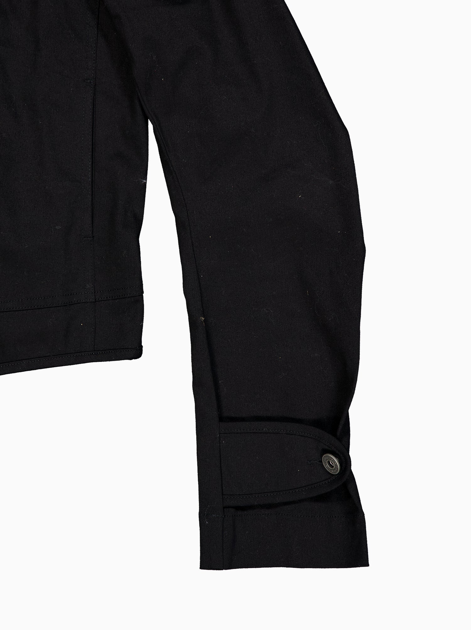 Chaqueta negra utilitaria con ajustes de hebilla - Luz