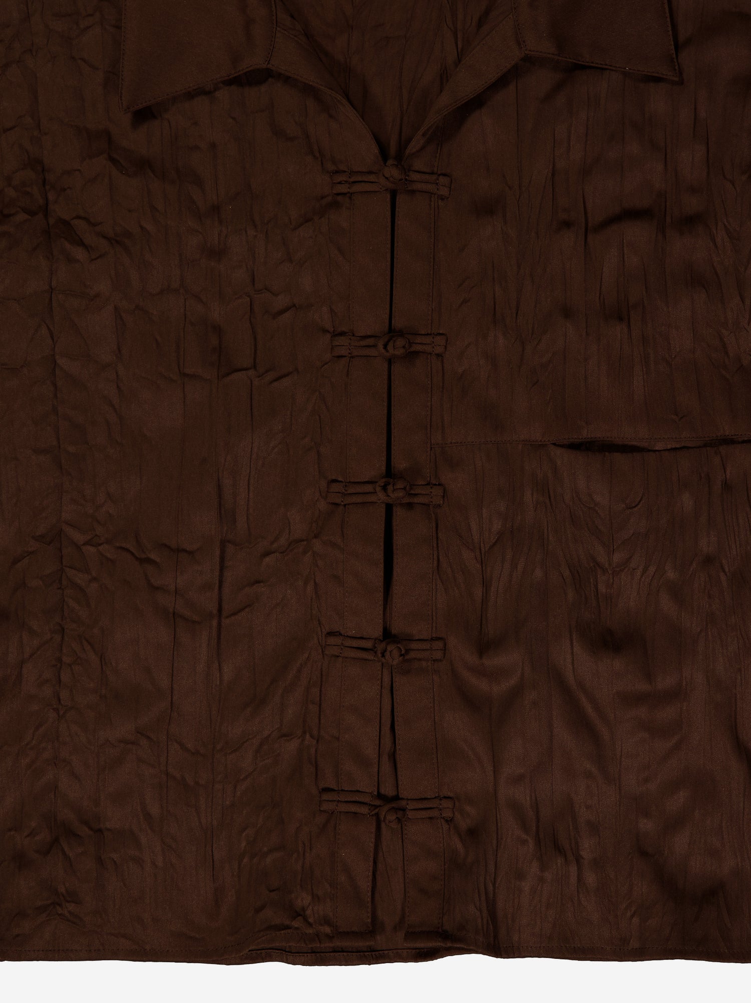 Camisa acabado arrugado con botones de nudo Davis