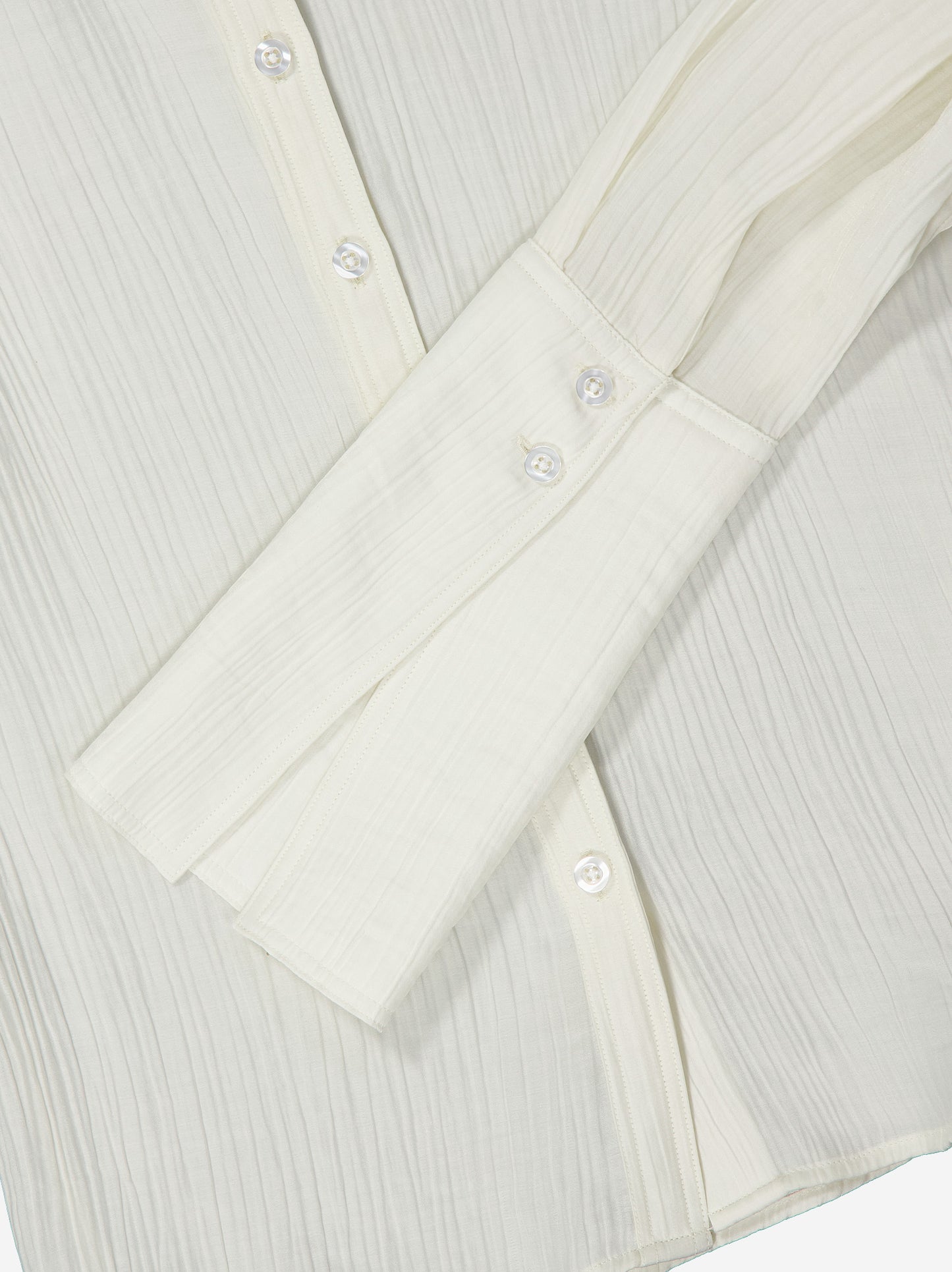 Textured white long-sleeve shirt - Camuleta