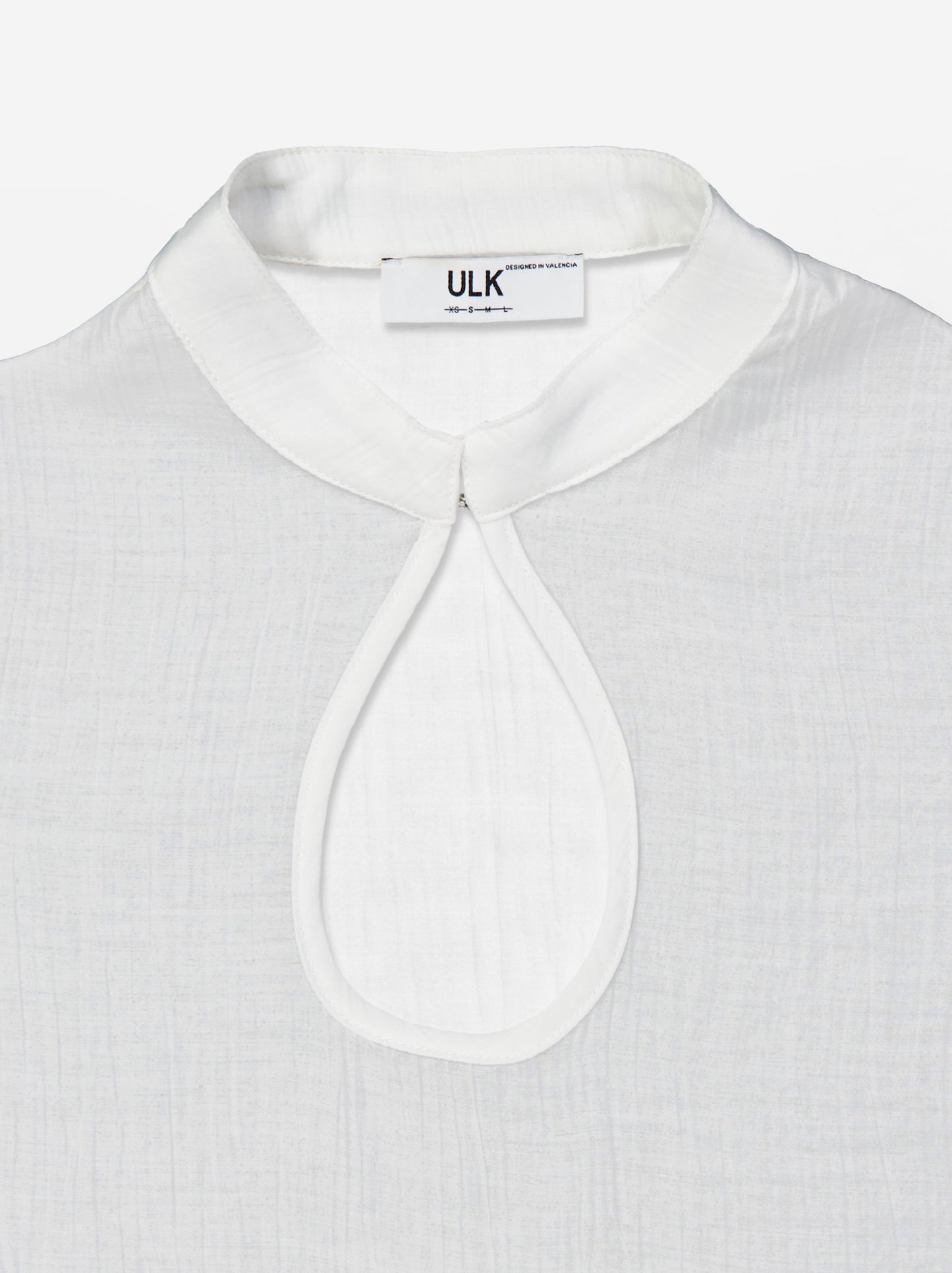 Blusa Con Abertura Lágrima - Haze