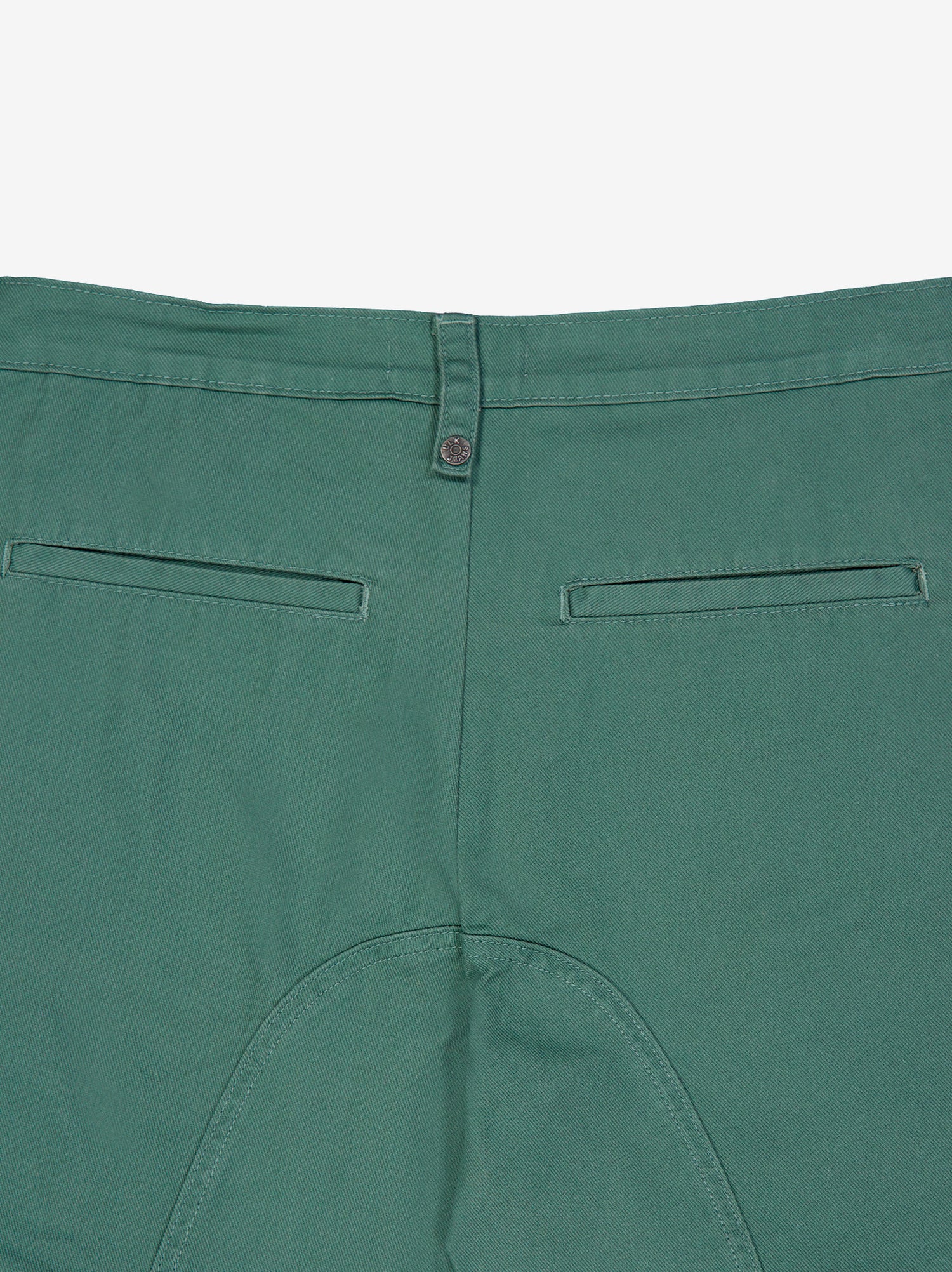 Short verde con detalle gráfico y botones metálicos - Lira