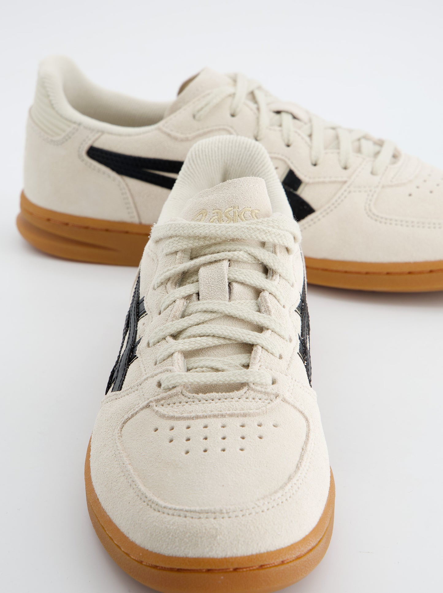 Asics Skyhand Beige