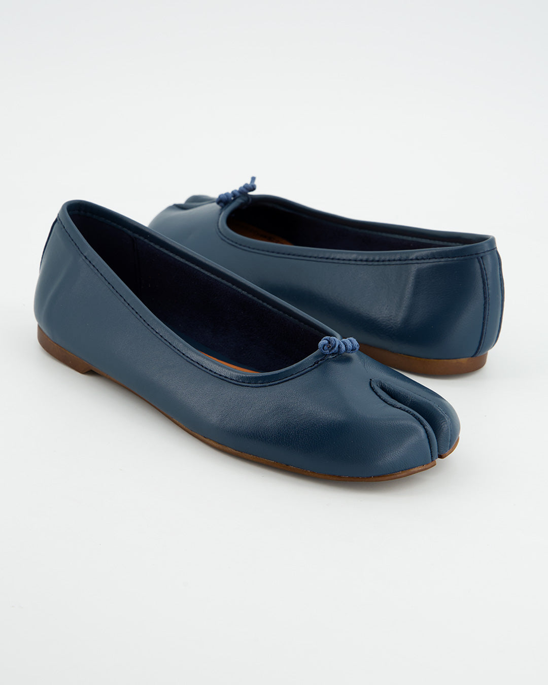 Bailarina Tabi de Piel Azul Oscuro - Karva