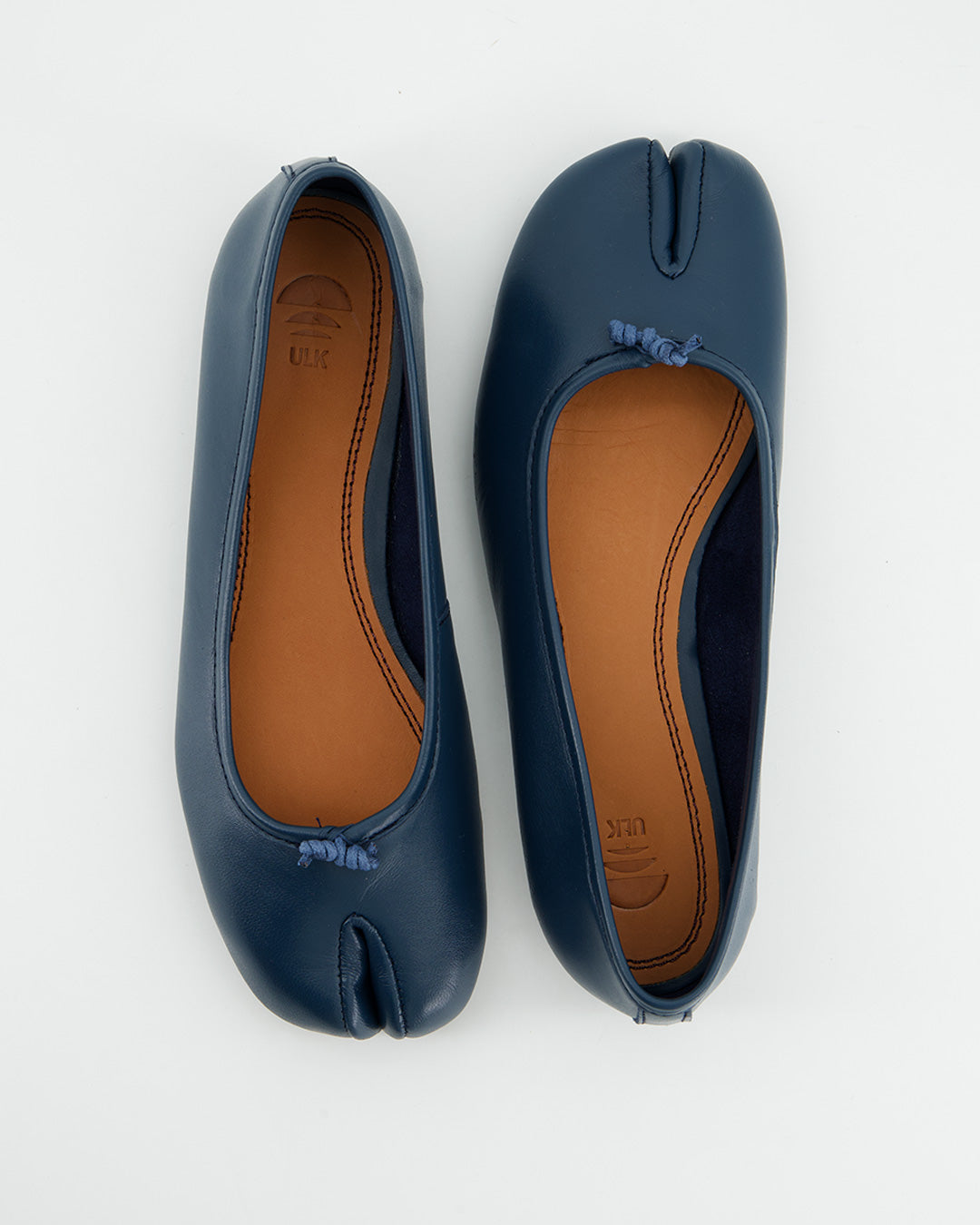 Bailarina Tabi de Piel Azul Oscuro - Karva