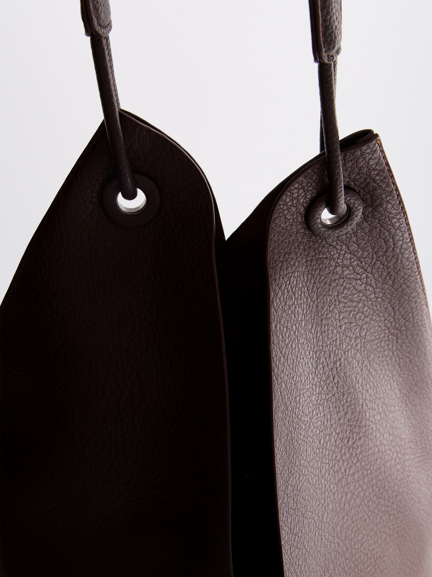 Bolso De Piel Marrón De Diseño Minimalista -Tiza
