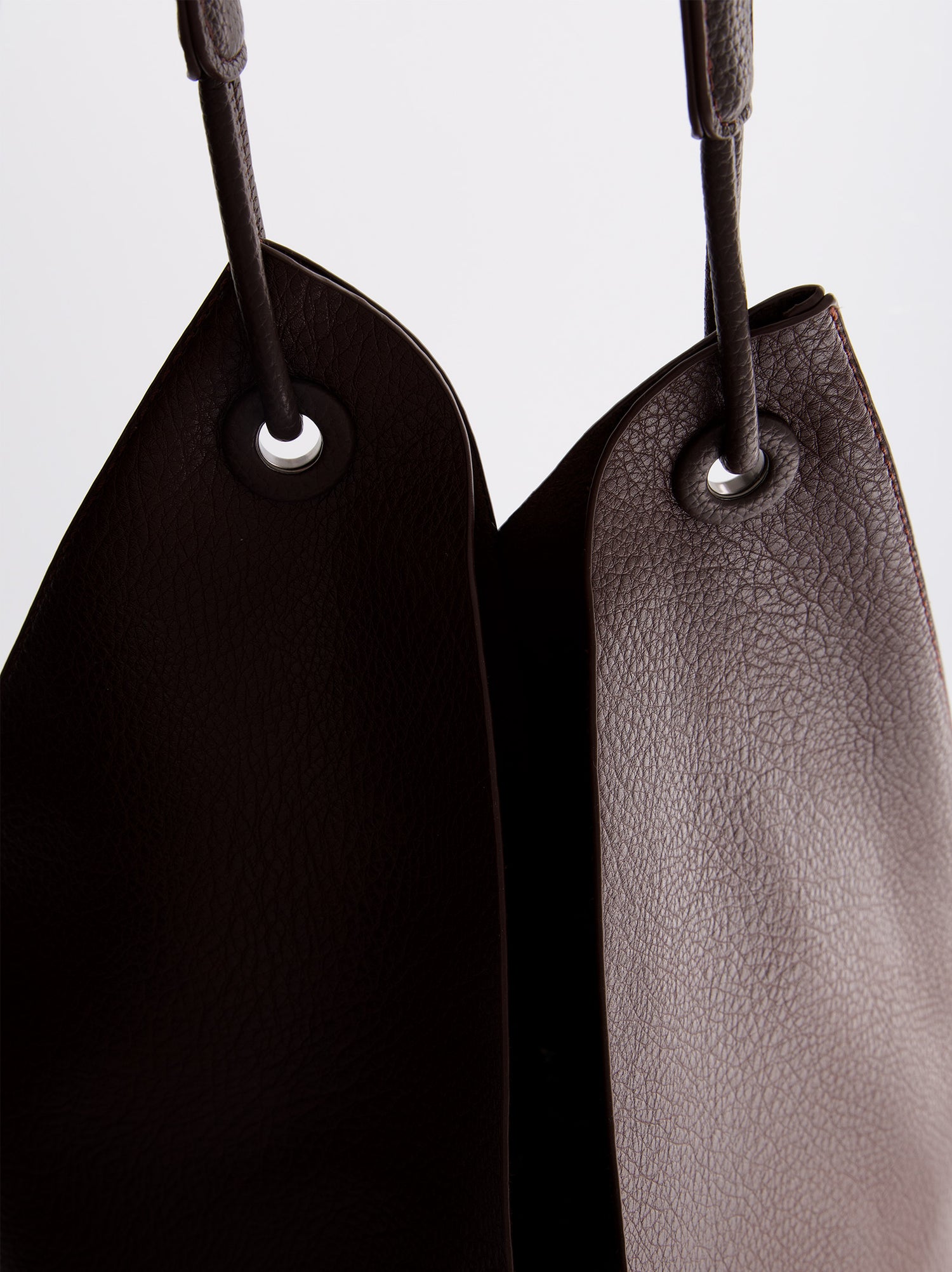 Bolso De Piel Marrón De Diseño Minimalista -Tiza