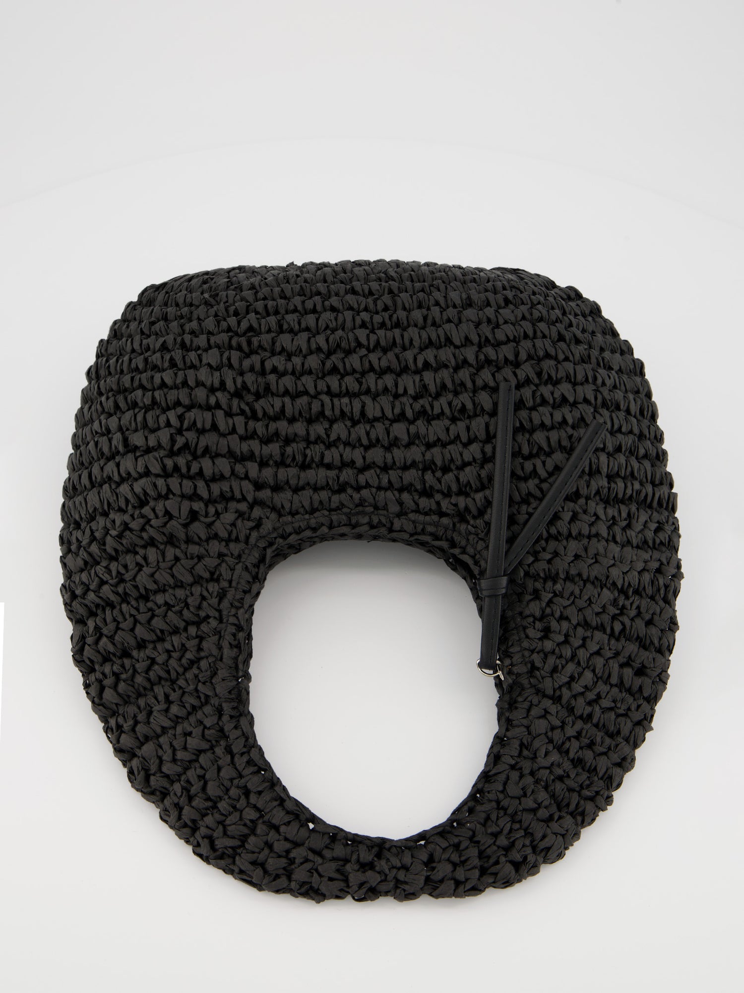 Bolso hobo de rafia negro - Korina