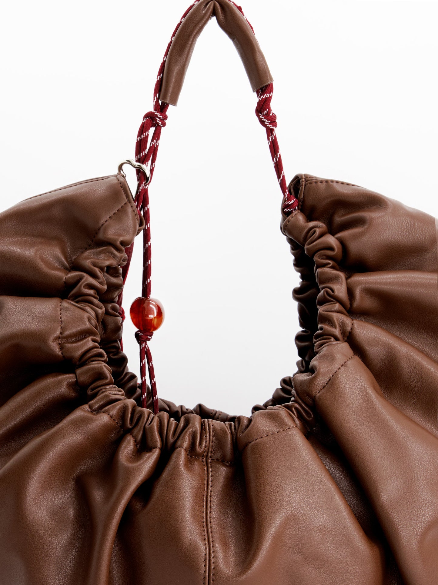 Bolso marrón fruncido efecto piel - ULK Bolor