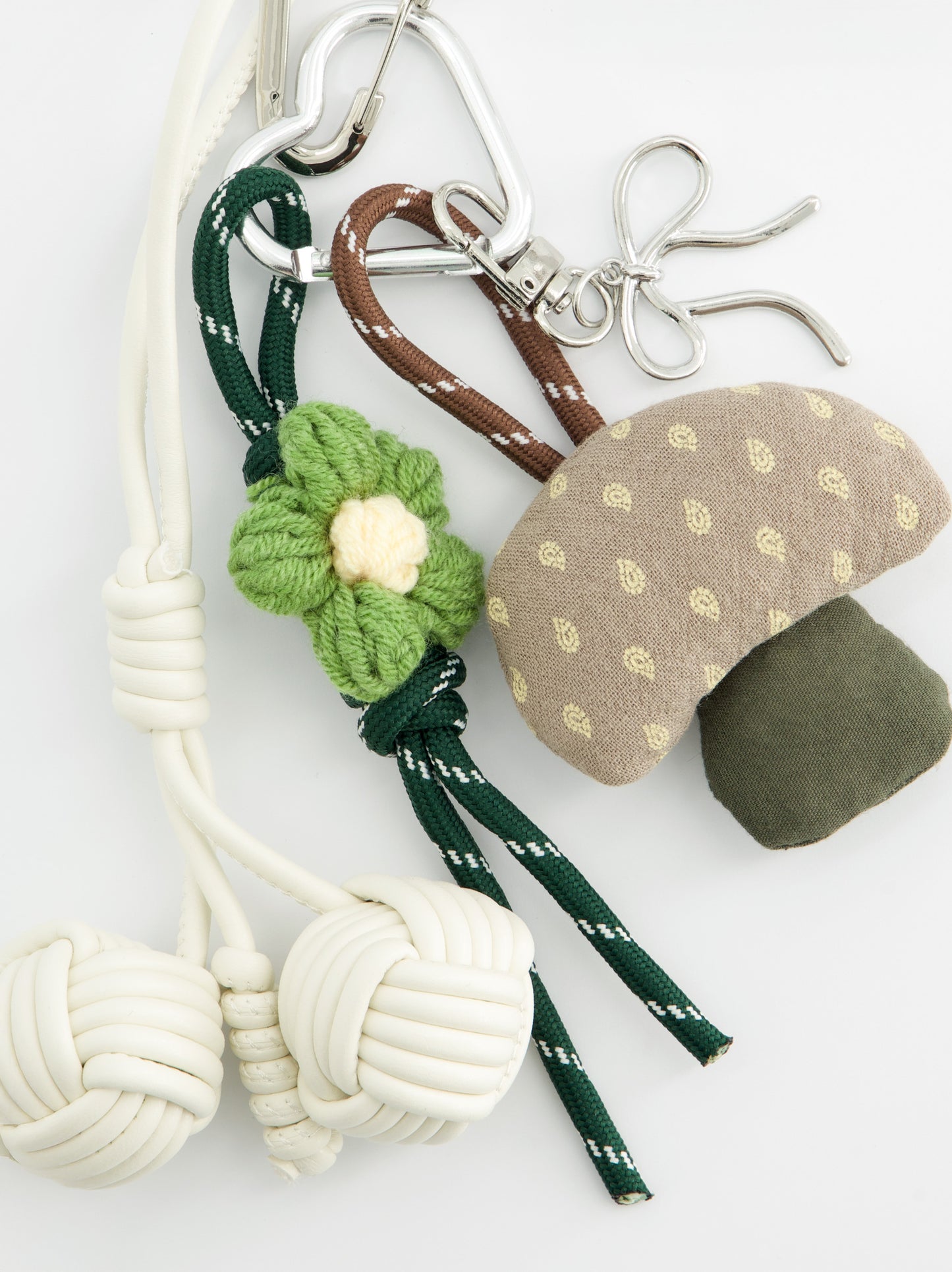 Bolso tote de pelo con charms - Fuzzy