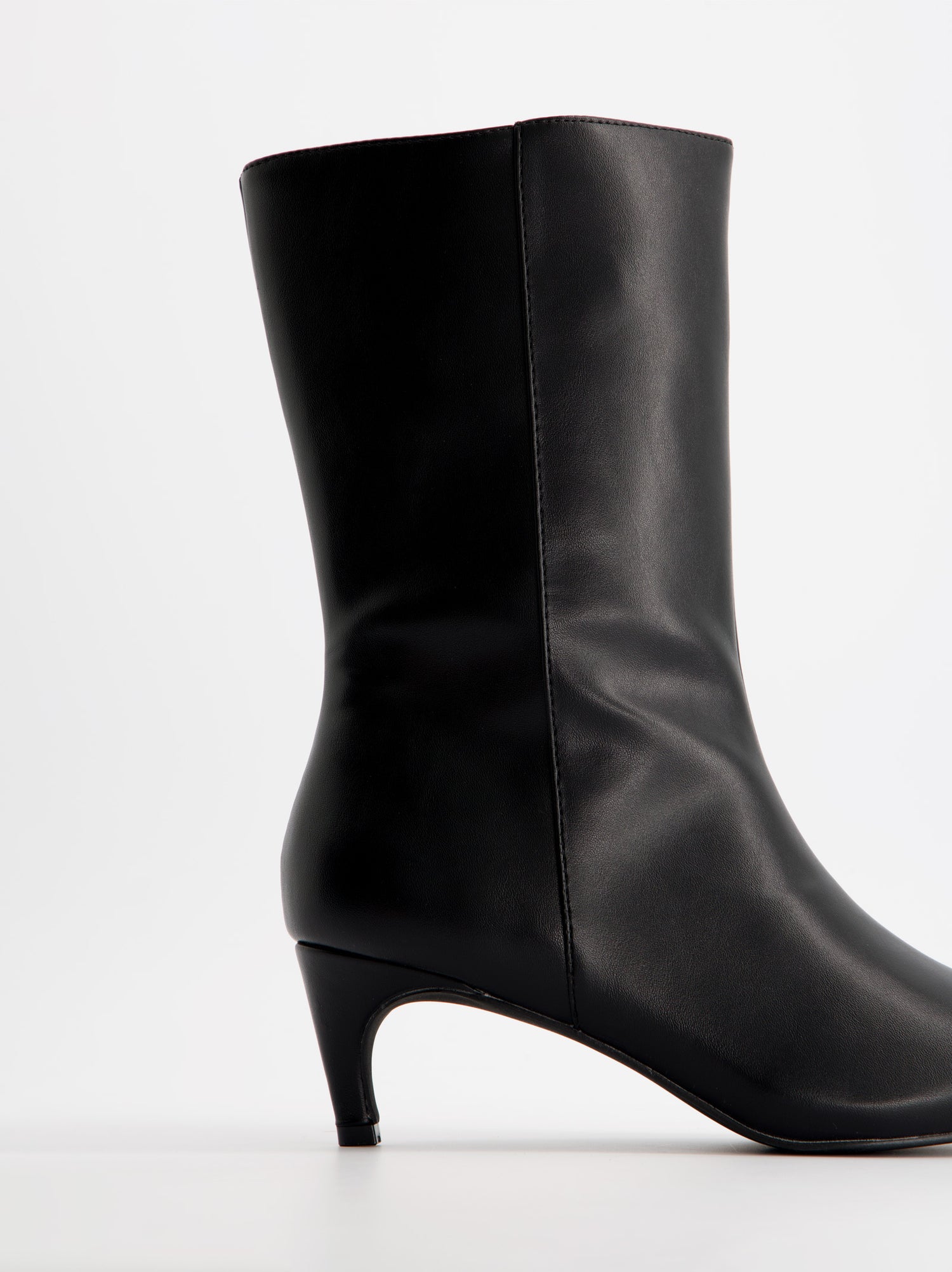 Kitten heel ankle boots - ULK Low Dafne
