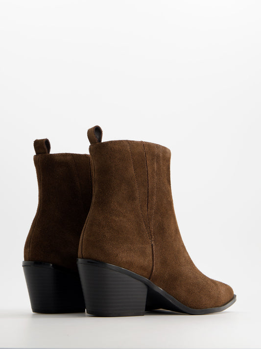 Suede ankle boots with heel - Ulk Ainara