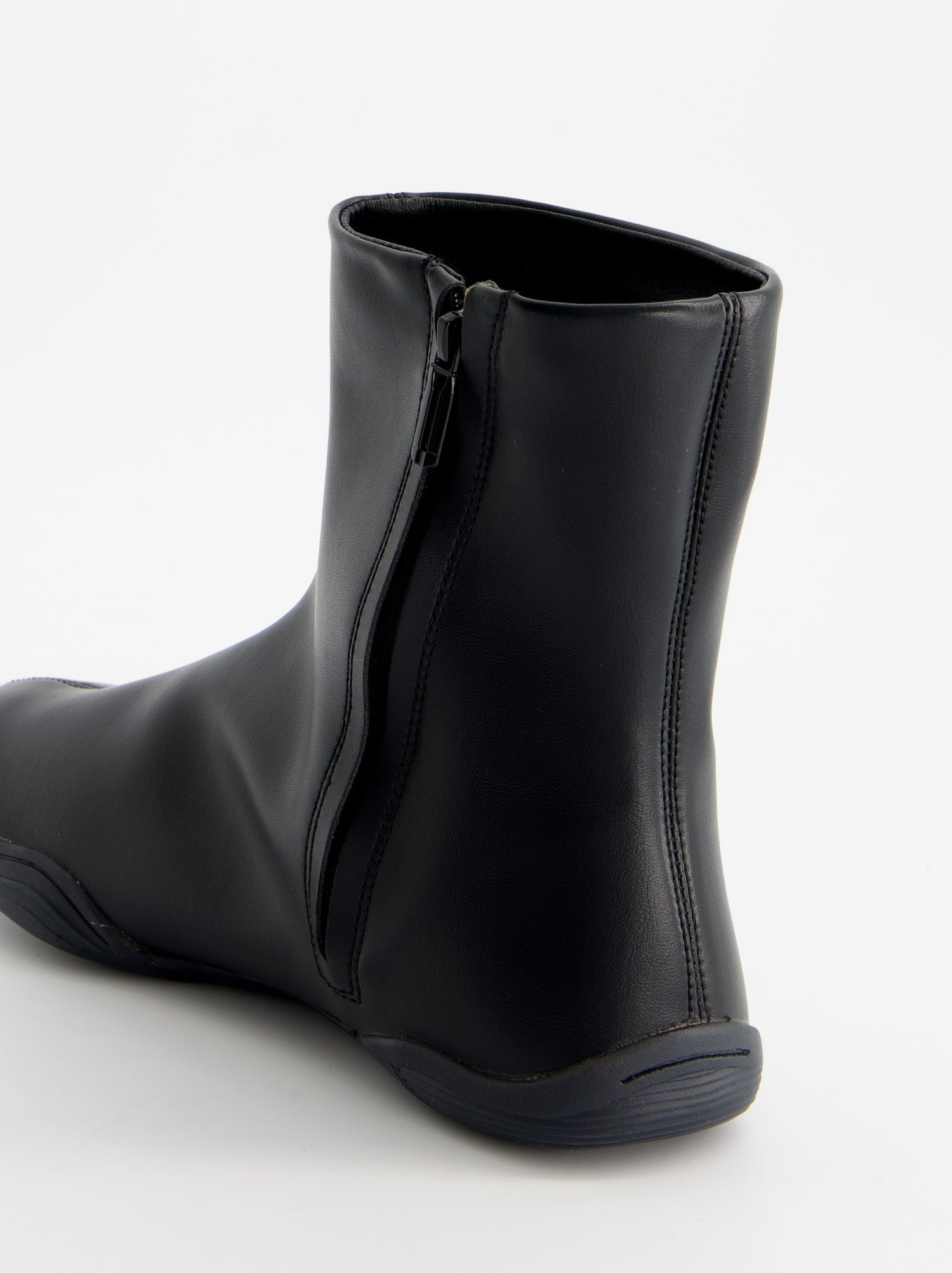 Botines planos de piel - ULK Boris