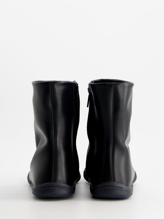 Flat leather ankle boots - ULK Boris