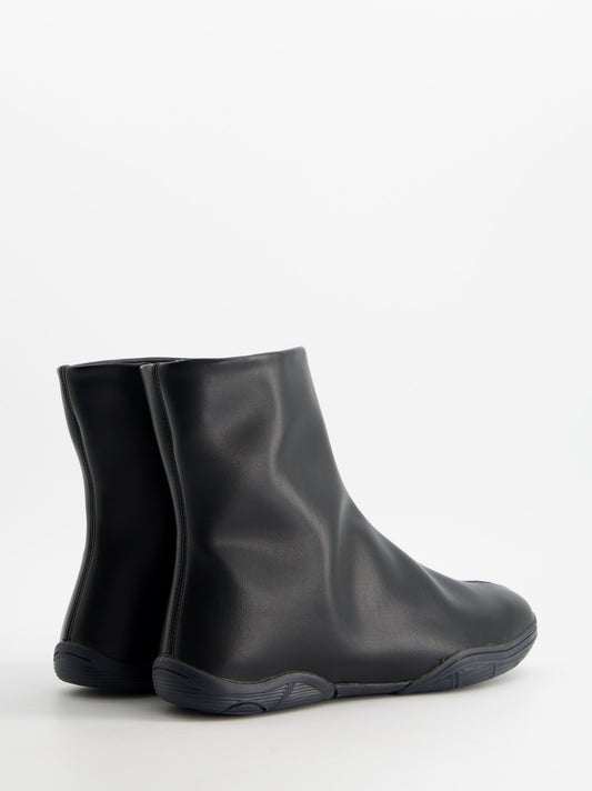 Flat leather ankle boots - ULK Boris