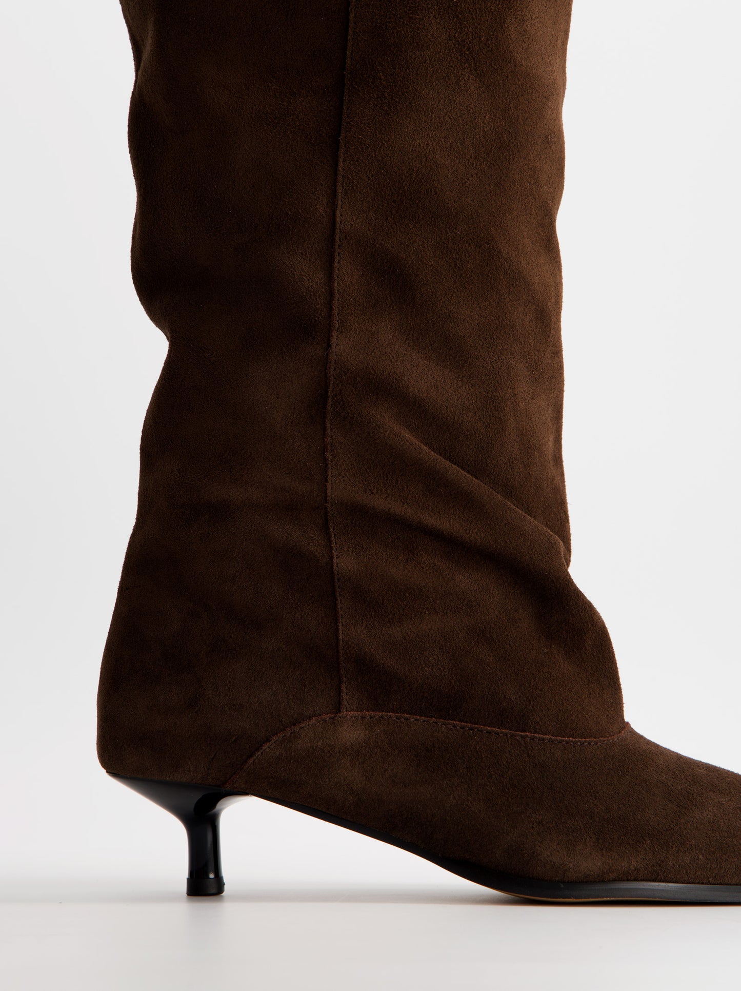 Suede kitten heel boot - ULK Rockwall
