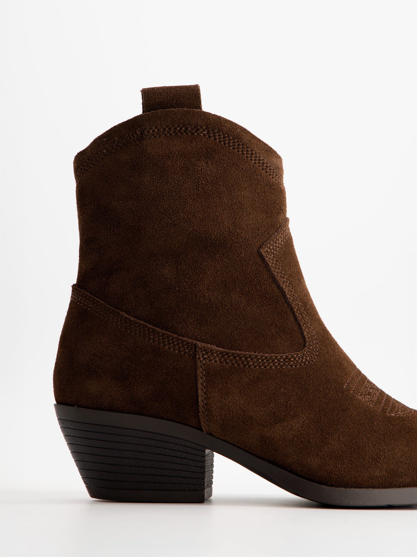 Botines cowboy de ante con tacón - Aroa