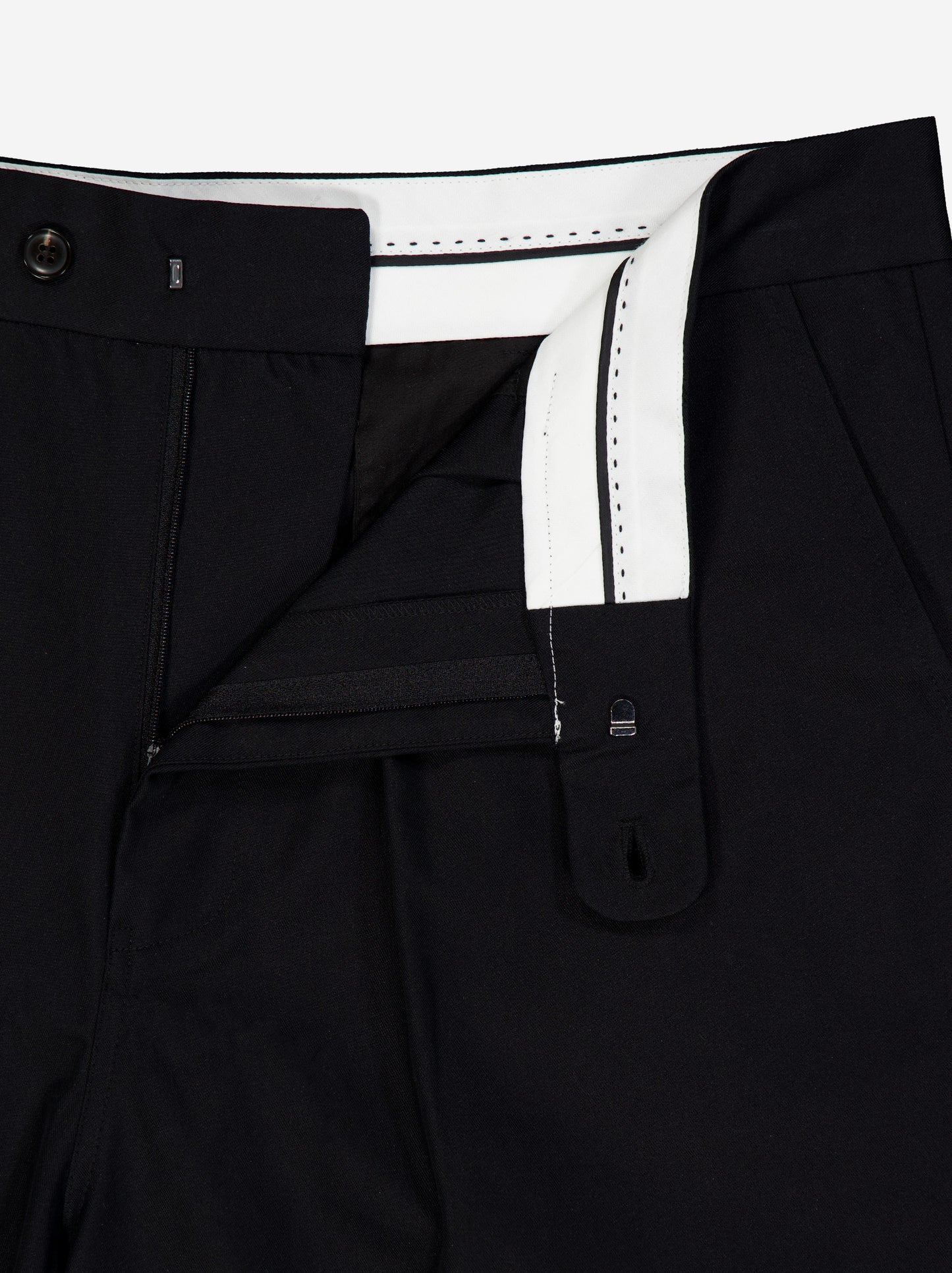 Long Bermuda shorts with clips - ULK Zinnia