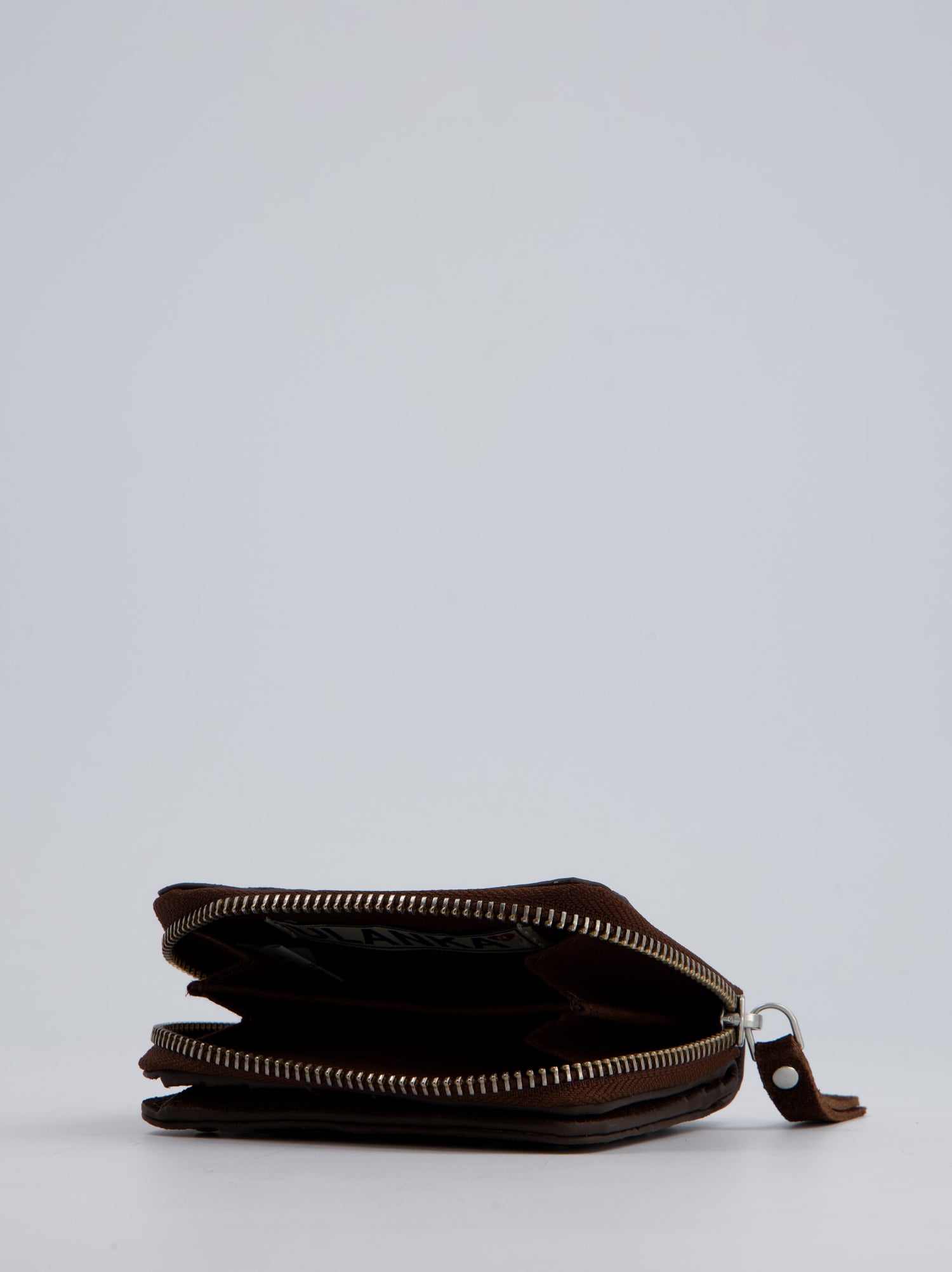 Cartera de ante con tachuelas - ULK Baly